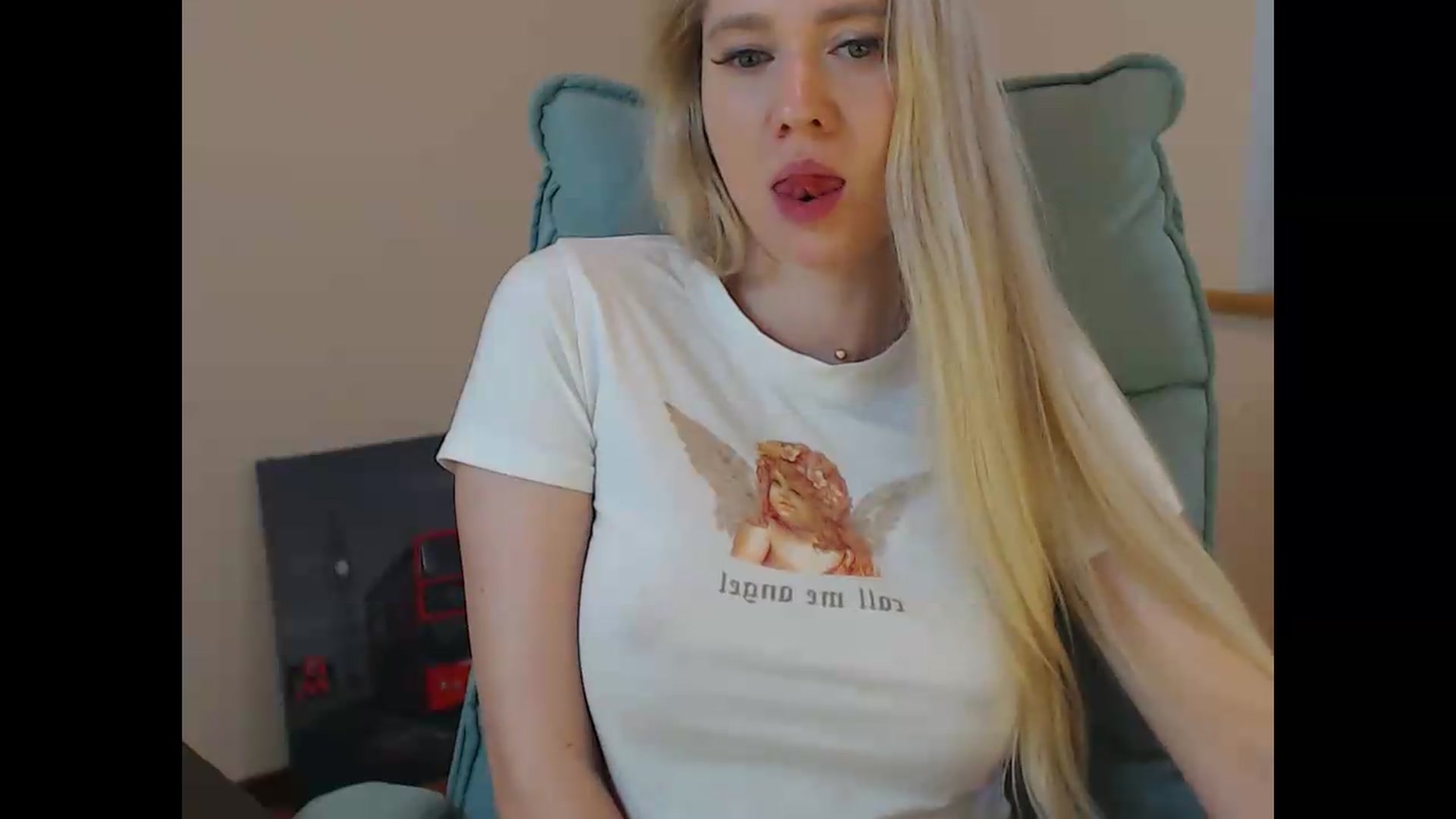 Gallery image thumbnail from Miss_Sylvia's myfreecams stream on, 05/12/2026, 17:12 image 18 of 20