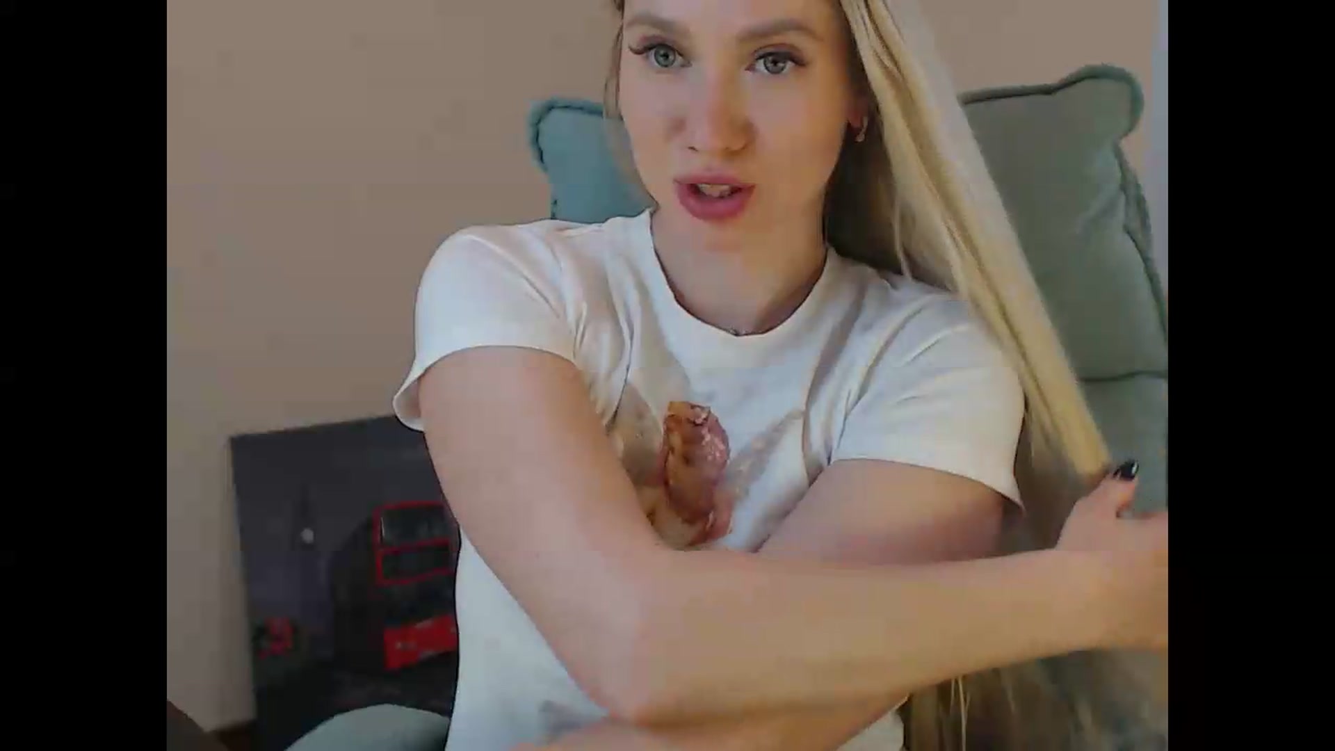 Gallery image thumbnail from Miss_Sylvia's myfreecams stream on, 05/12/2026, 19:30 image 19 of 20
