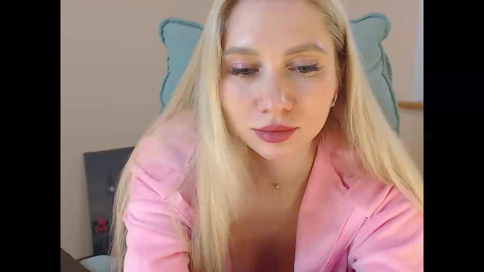 Gallery image thumbnail from Miss_Sylvia's myfreecams stream on, 05/14/2026, 15:57 image 8 of 20
