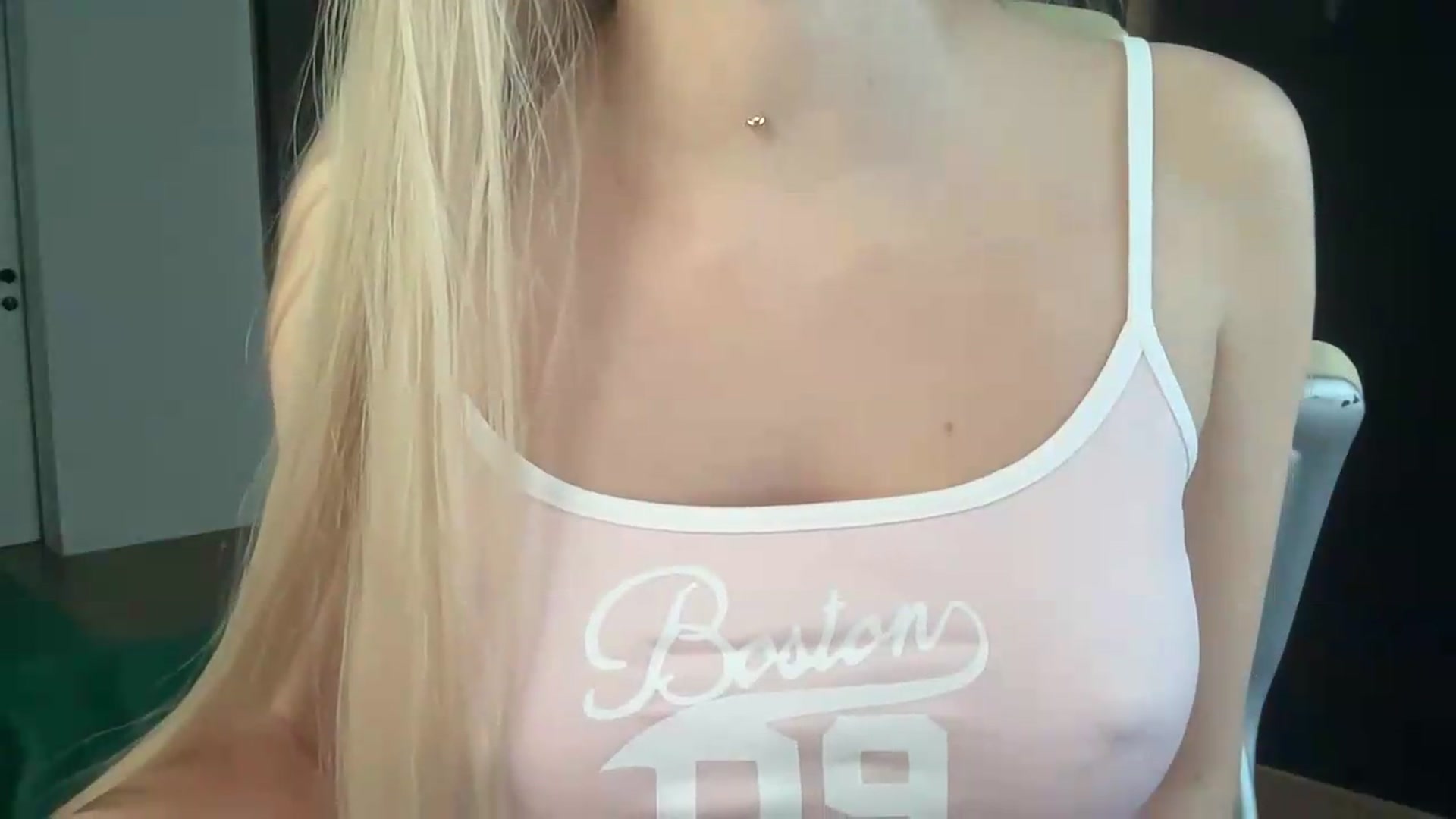 Gallery image thumbnail from Miss_Sylvia's myfreecams stream on, 05/15/2026, 14:43 image 16 of 20