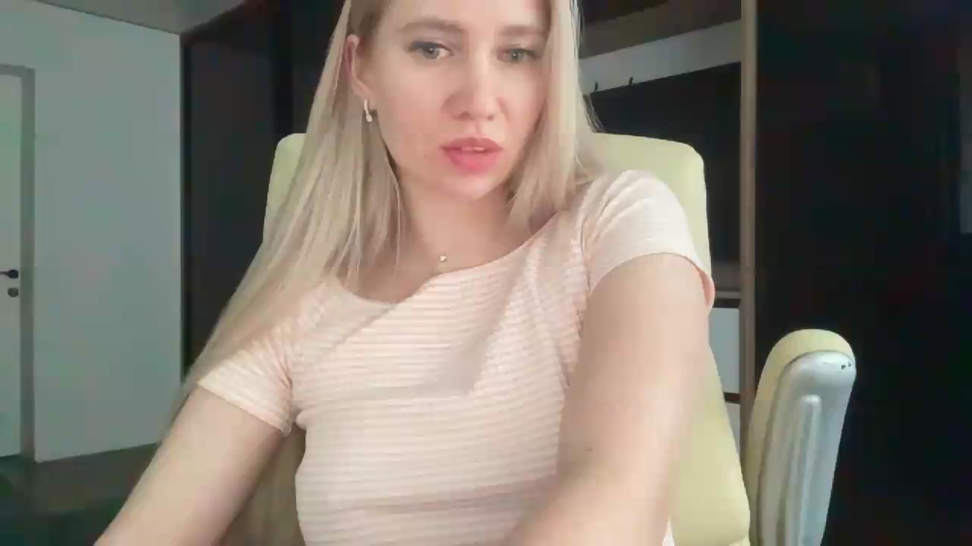 Gallery image thumbnail from Miss_Sylvia's myfreecams stream on, 05/18/2026, 17:50 image 9 of 20