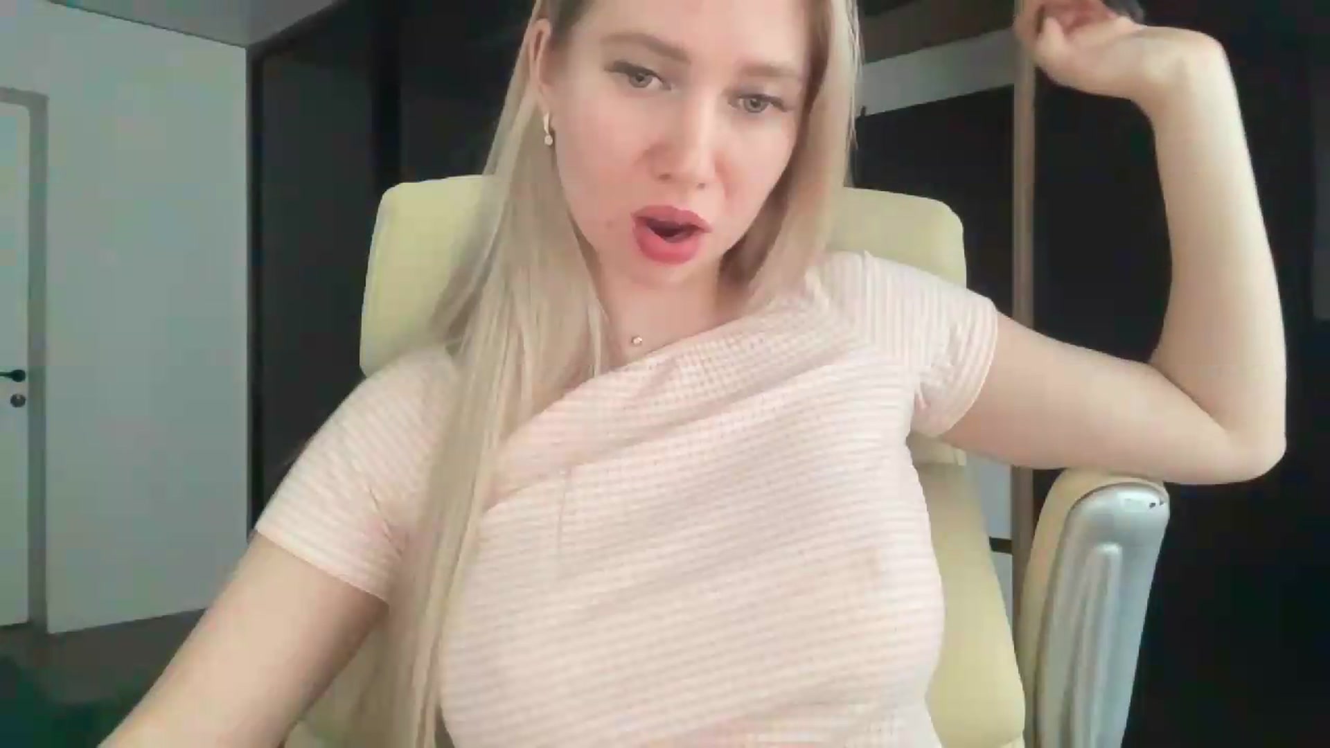 Gallery image thumbnail from Miss_Sylvia's myfreecams stream on, 05/18/2026, 17:50 image 8 of 20