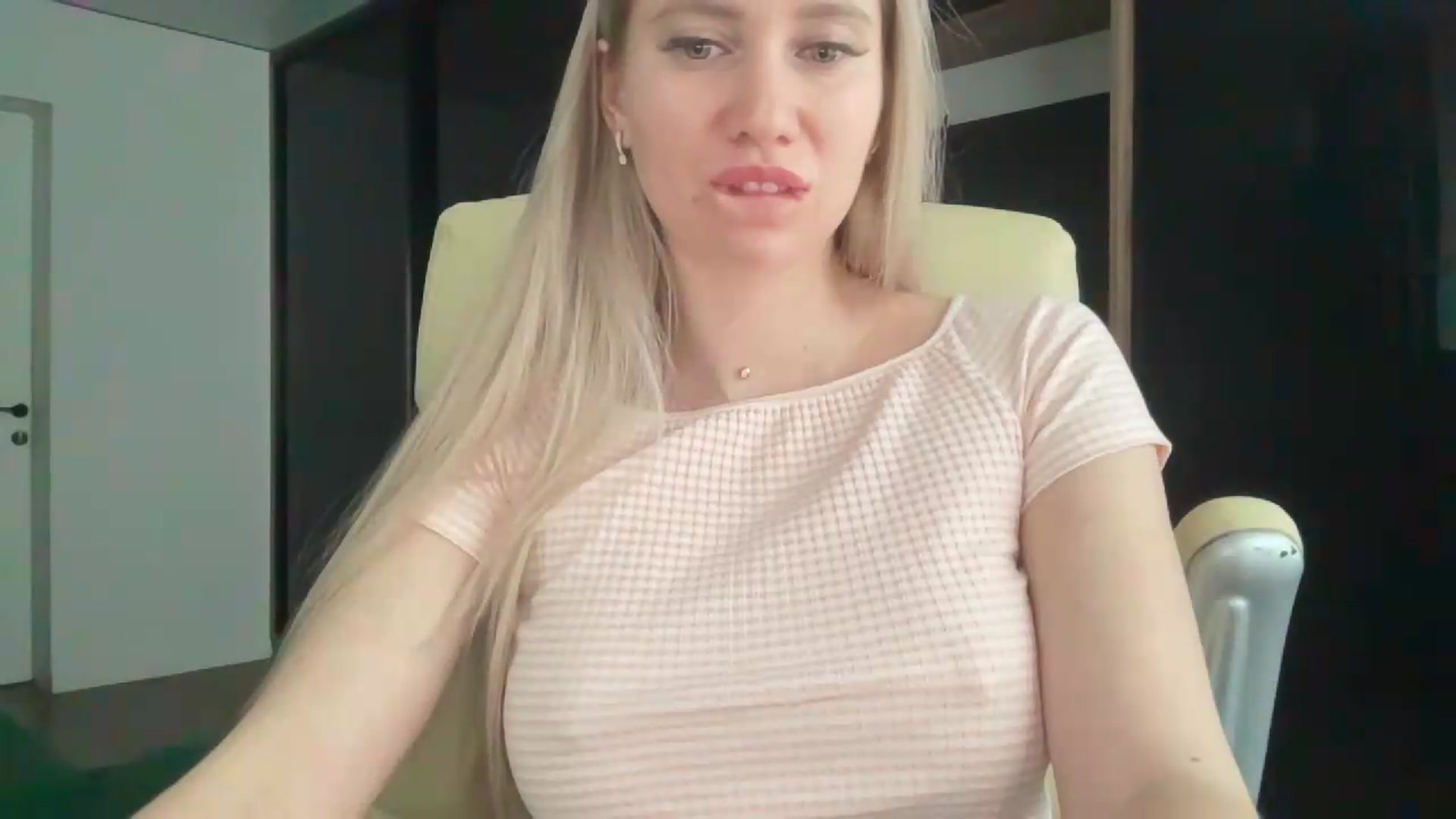Gallery image thumbnail from Miss_Sylvia's myfreecams stream on, 05/18/2026, 17:50 image 6 of 20