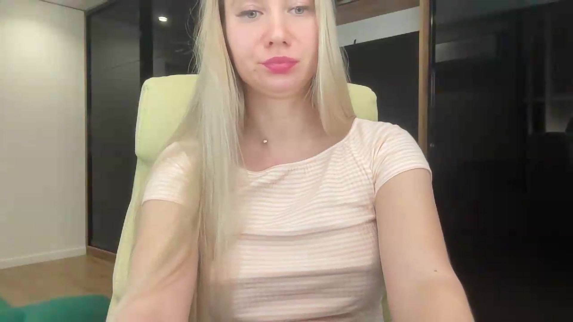 Gallery image thumbnail from Miss_Sylvia's myfreecams stream on, 05/18/2026, 21:40 image 19 of 20