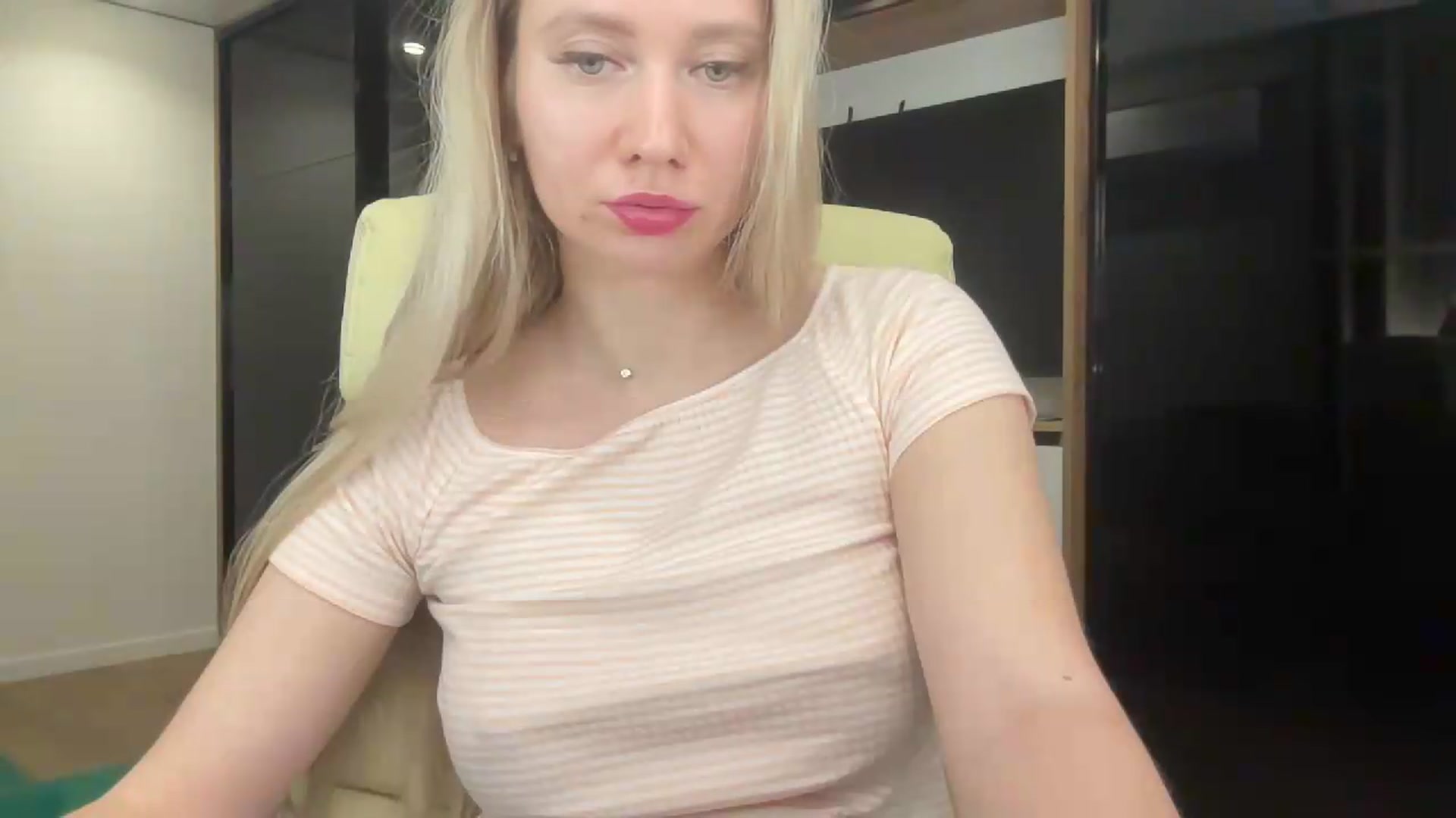 Gallery image thumbnail from Miss_Sylvia's myfreecams stream on, 05/18/2026, 21:40 image 17 of 20