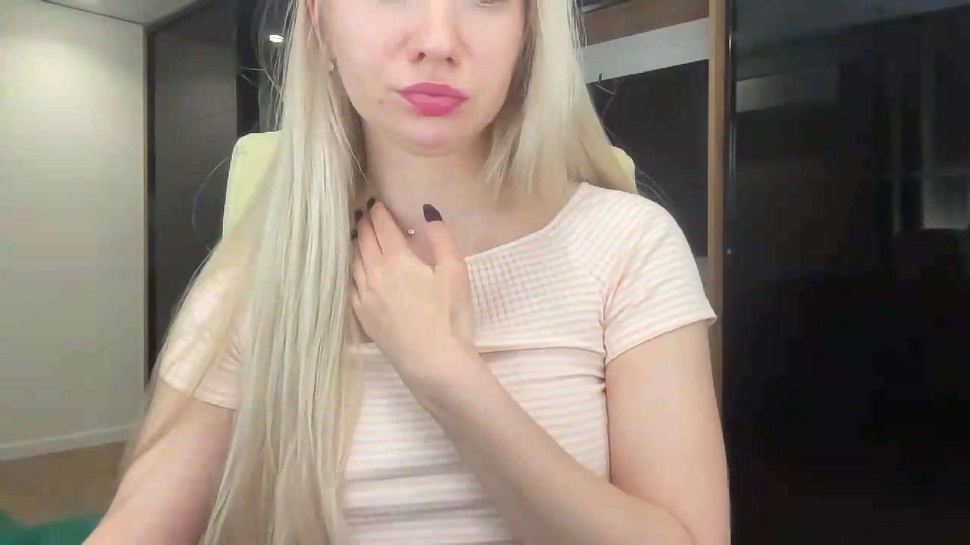 Gallery image thumbnail from Miss_Sylvia's myfreecams stream on, 05/18/2026, 21:40 image 8 of 20