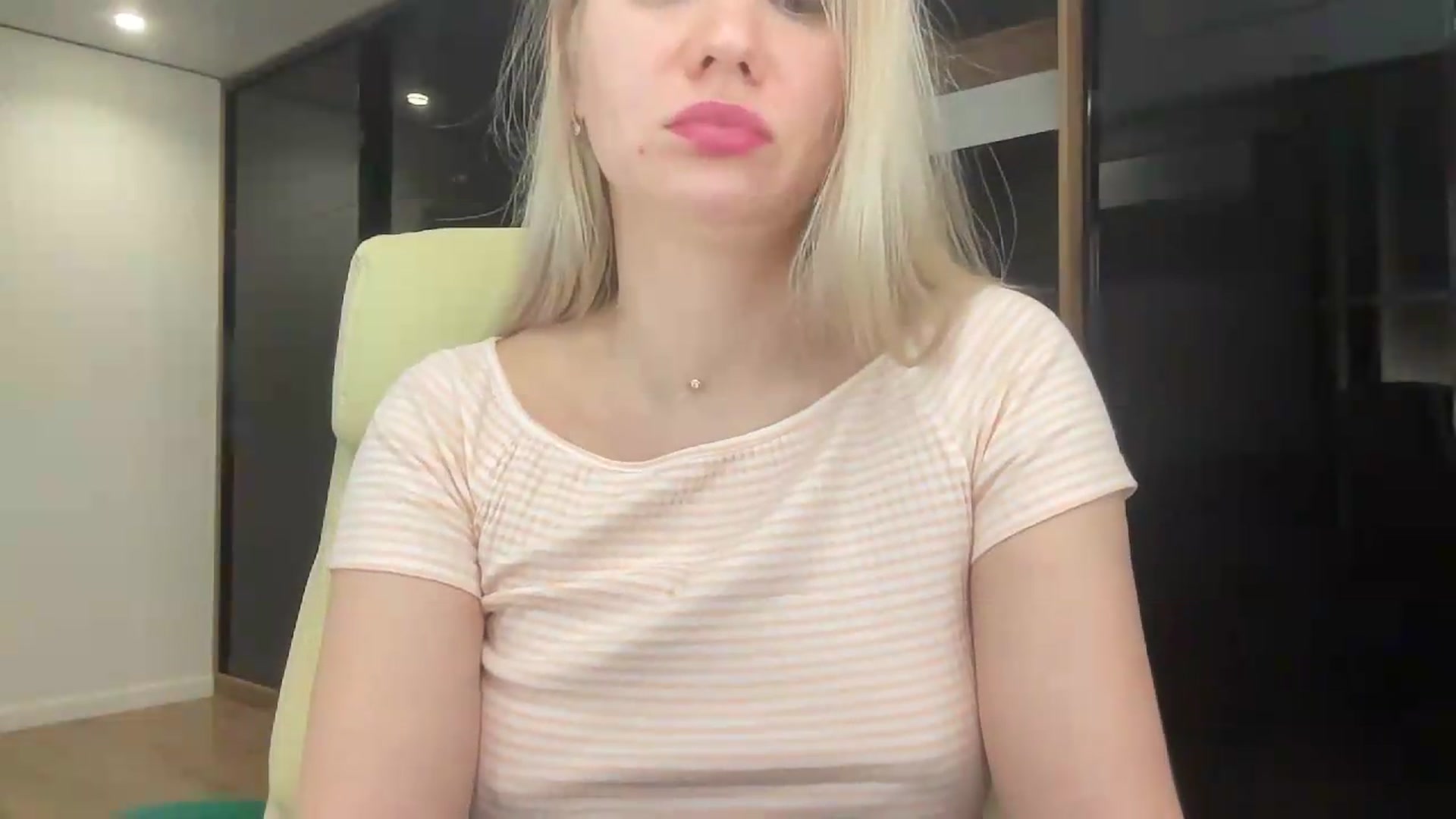 Gallery image thumbnail from Miss_Sylvia's myfreecams stream on, 05/18/2026, 21:40 image 5 of 20