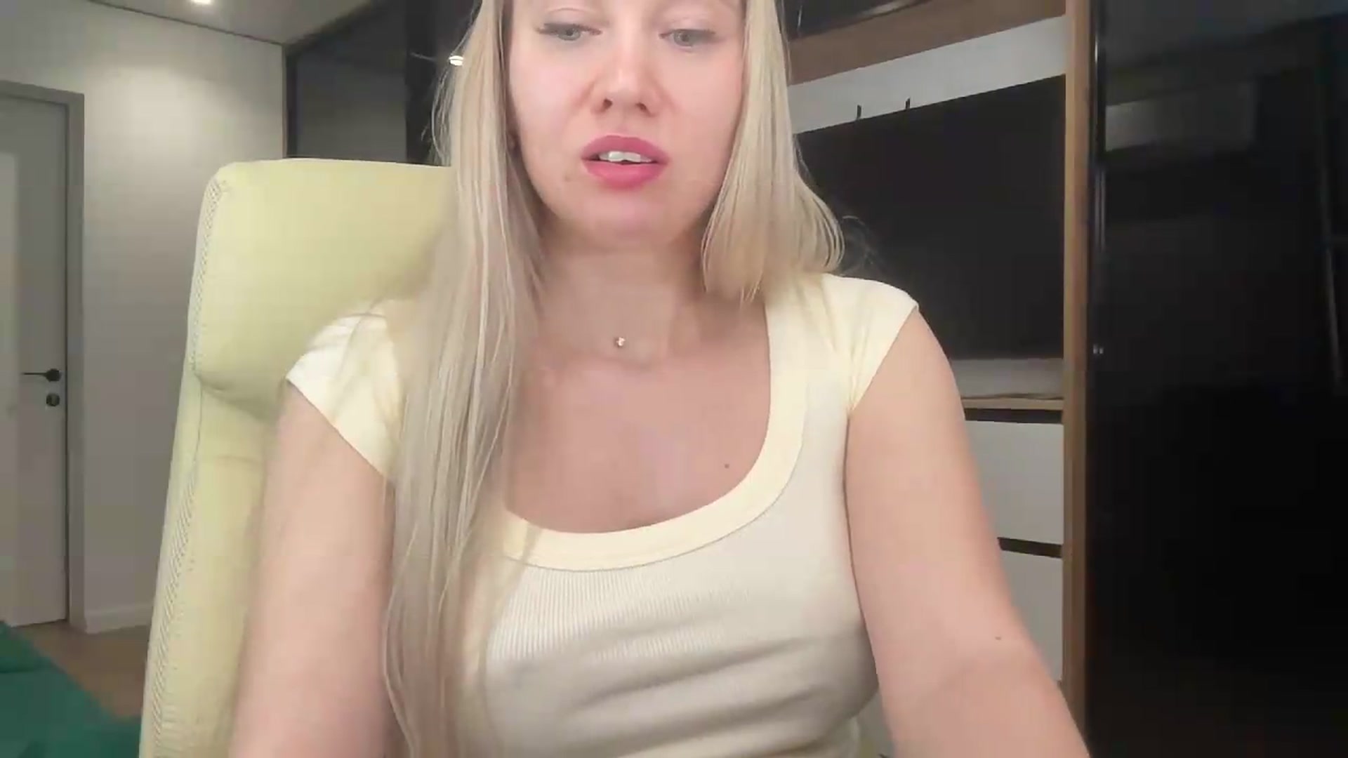 Gallery image thumbnail from Miss_Sylvia's myfreecams stream on, 05/19/2026, 18:47 image 3 of 20