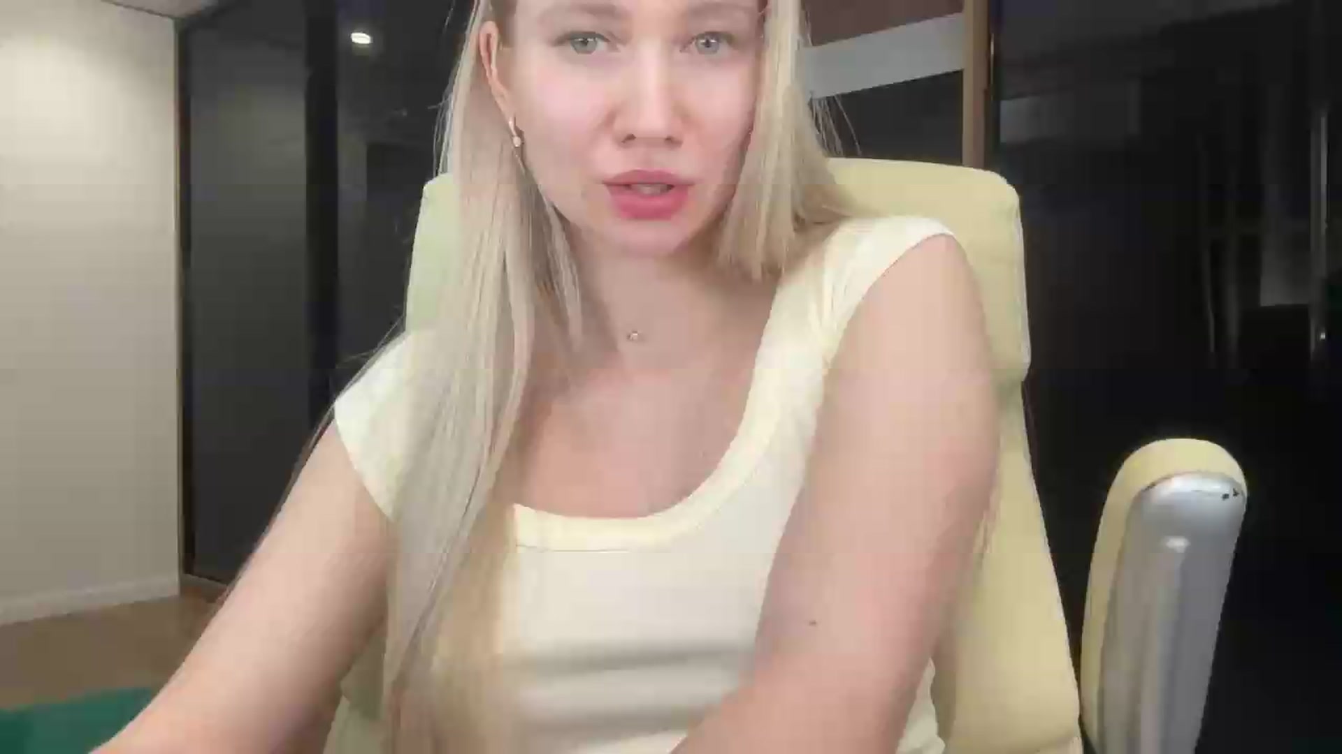 Gallery image thumbnail from Miss_Sylvia's myfreecams stream on, 05/19/2026, 21:20 image 12 of 20