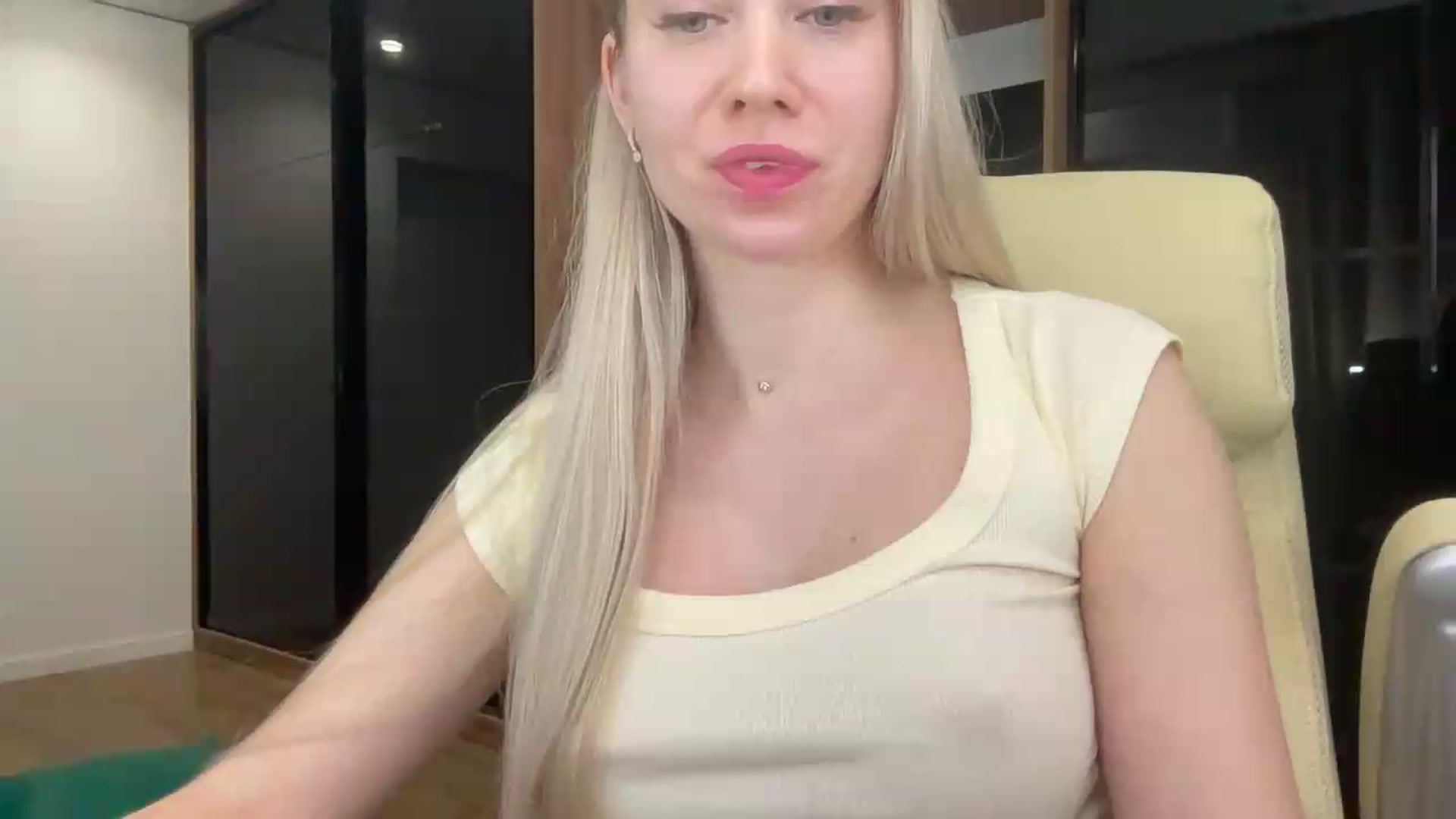 Gallery image thumbnail from Miss_Sylvia's myfreecams stream on, 05/19/2026, 21:20 image 11 of 20