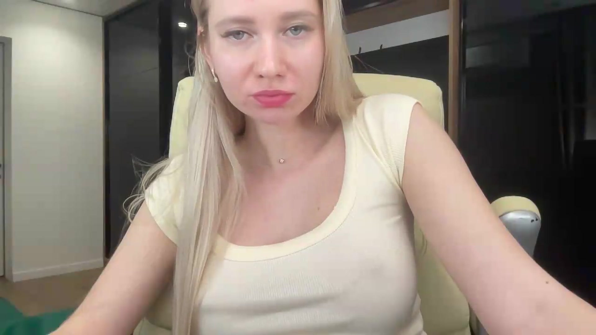 Gallery image thumbnail from Miss_Sylvia's myfreecams stream on, 05/19/2026, 22:41 image 6 of 20