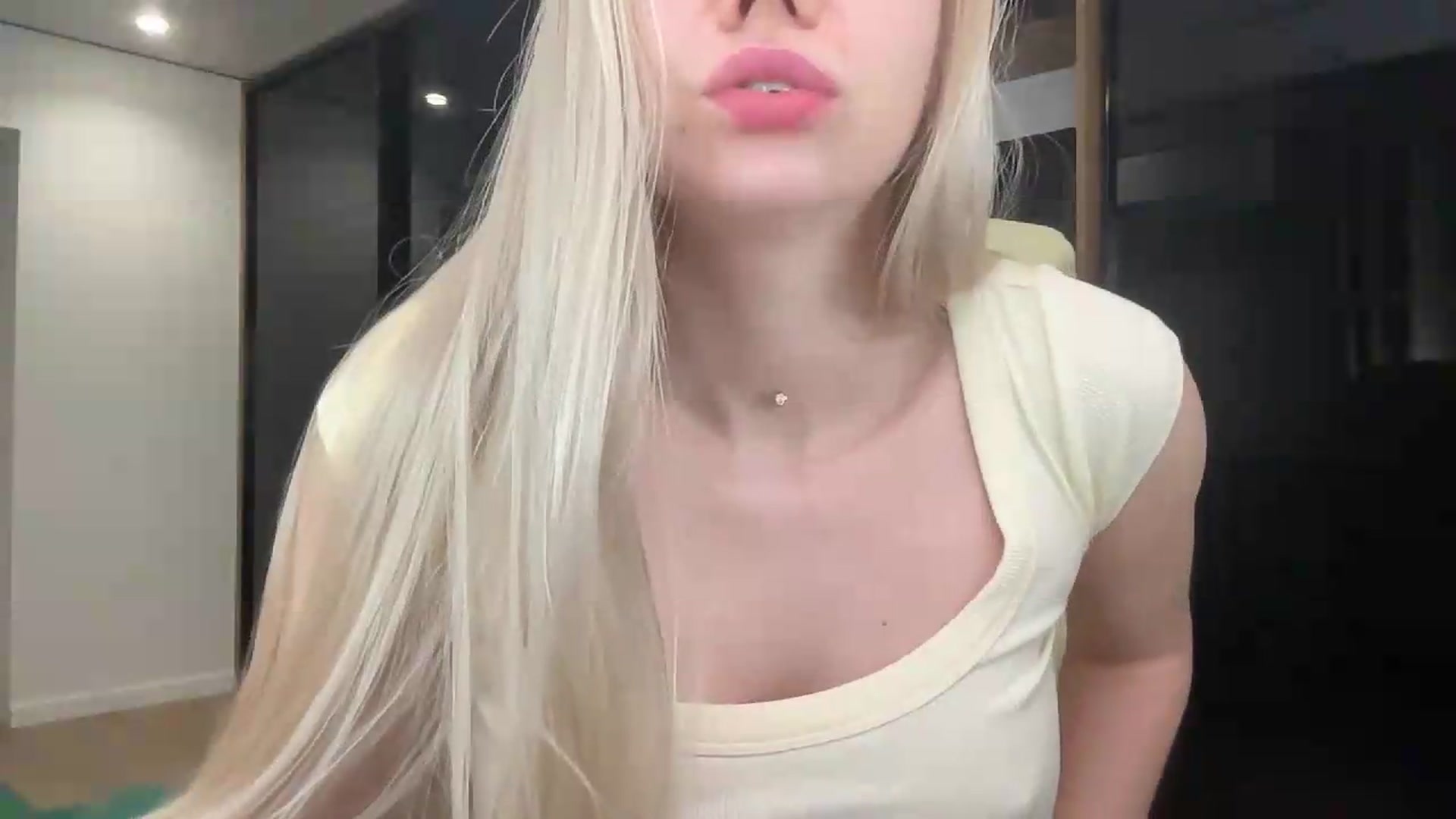 Gallery image thumbnail from Miss_Sylvia's myfreecams stream on, 05/19/2026, 22:41 image 20 of 20