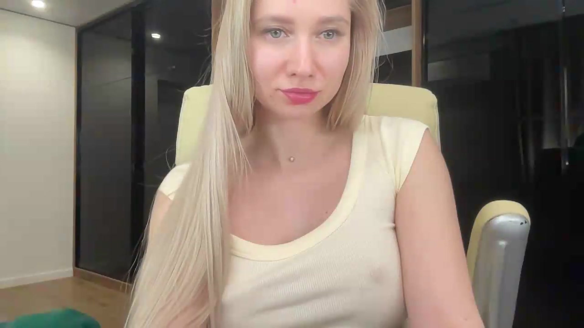 Gallery image thumbnail from Miss_Sylvia's myfreecams stream on, 05/19/2026, 23:32 image 10 of 20