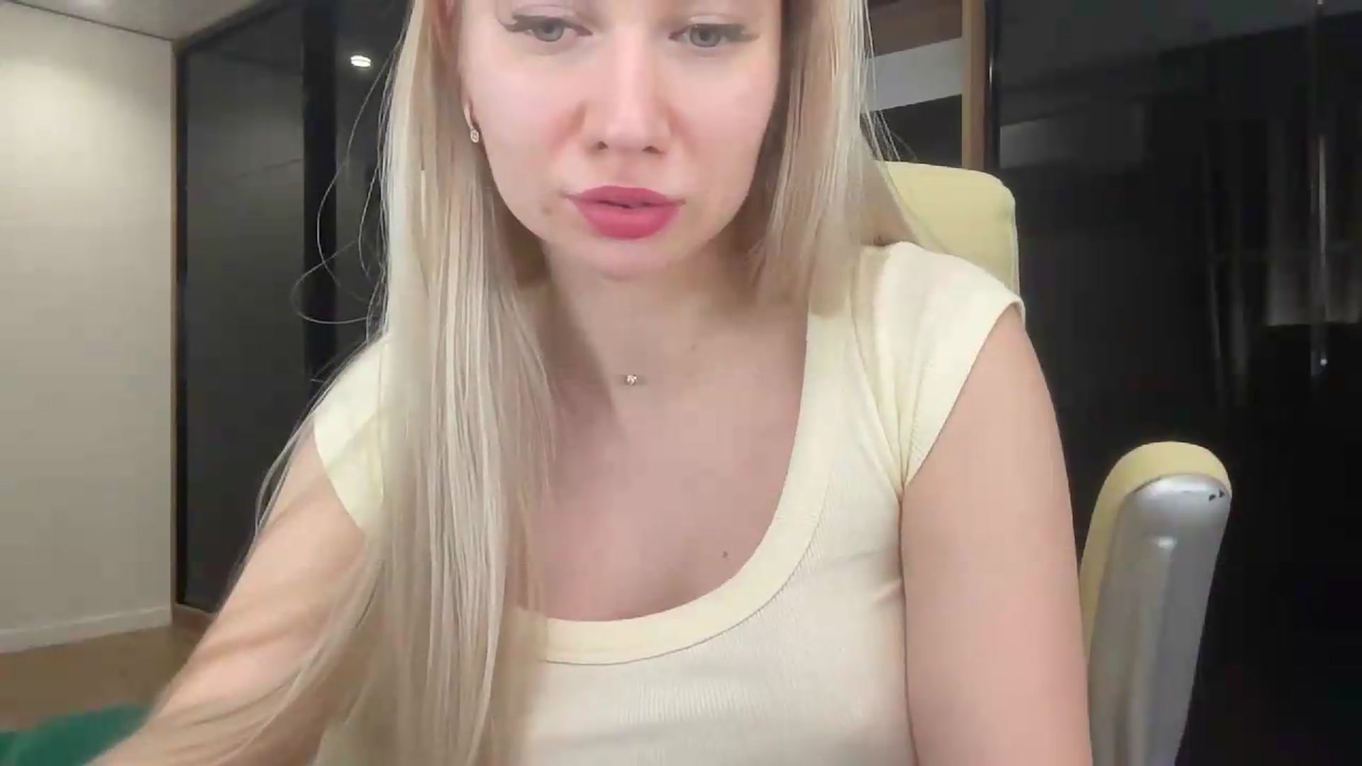 Gallery image thumbnail from Miss_Sylvia's myfreecams stream on, 05/19/2026, 23:32 image 15 of 20