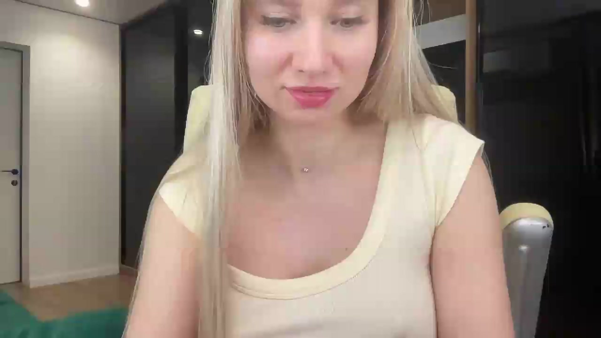 Gallery image thumbnail from Miss_Sylvia's myfreecams stream on, 05/19/2026, 23:32 image 1 of 20