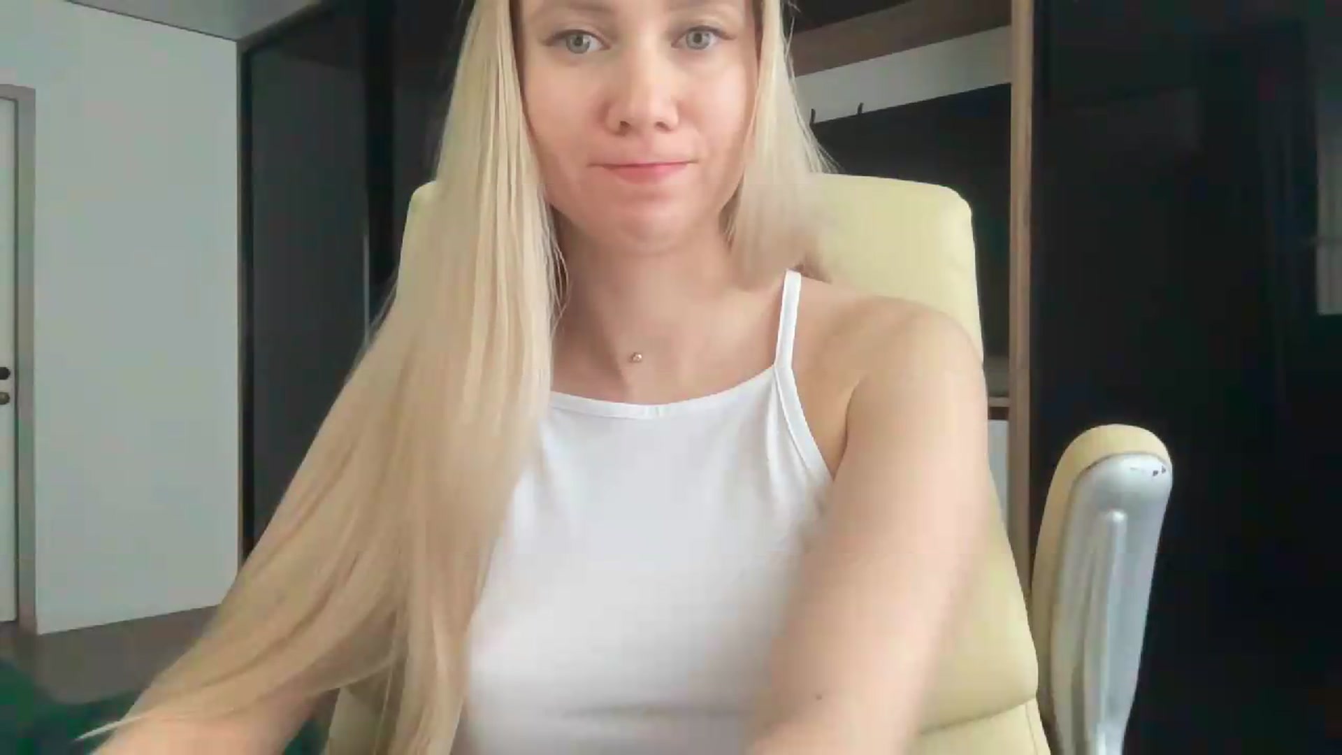 Gallery image thumbnail from Miss_Sylvia's myfreecams stream on, 05/20/2026, 17:30 image 5 of 20
