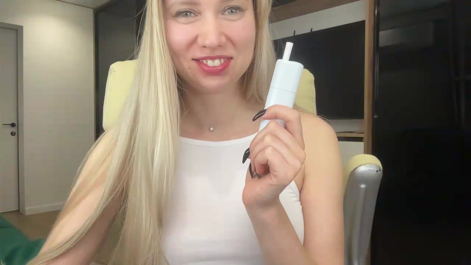 Gallery image thumbnail from Miss_Sylvia's myfreecams stream on, 05/20/2026, 18:29 image 14 of 20