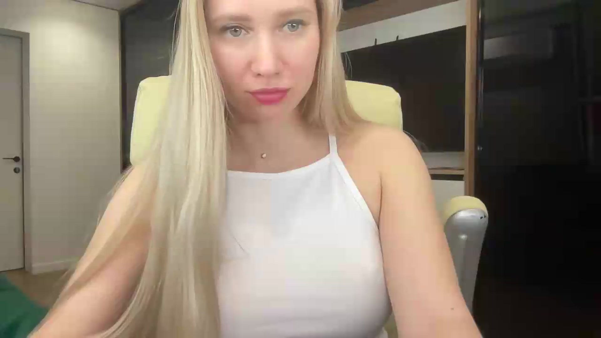 Gallery image thumbnail from Miss_Sylvia's myfreecams stream on, 05/20/2026, 18:29 image 20 of 20