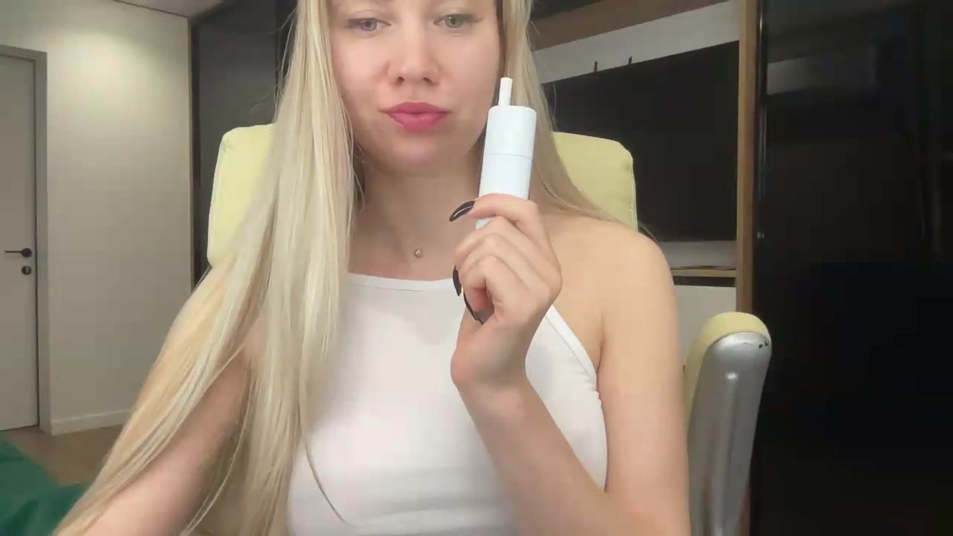Gallery image thumbnail from Miss_Sylvia's myfreecams stream on, 05/20/2026, 18:29 image 12 of 20
