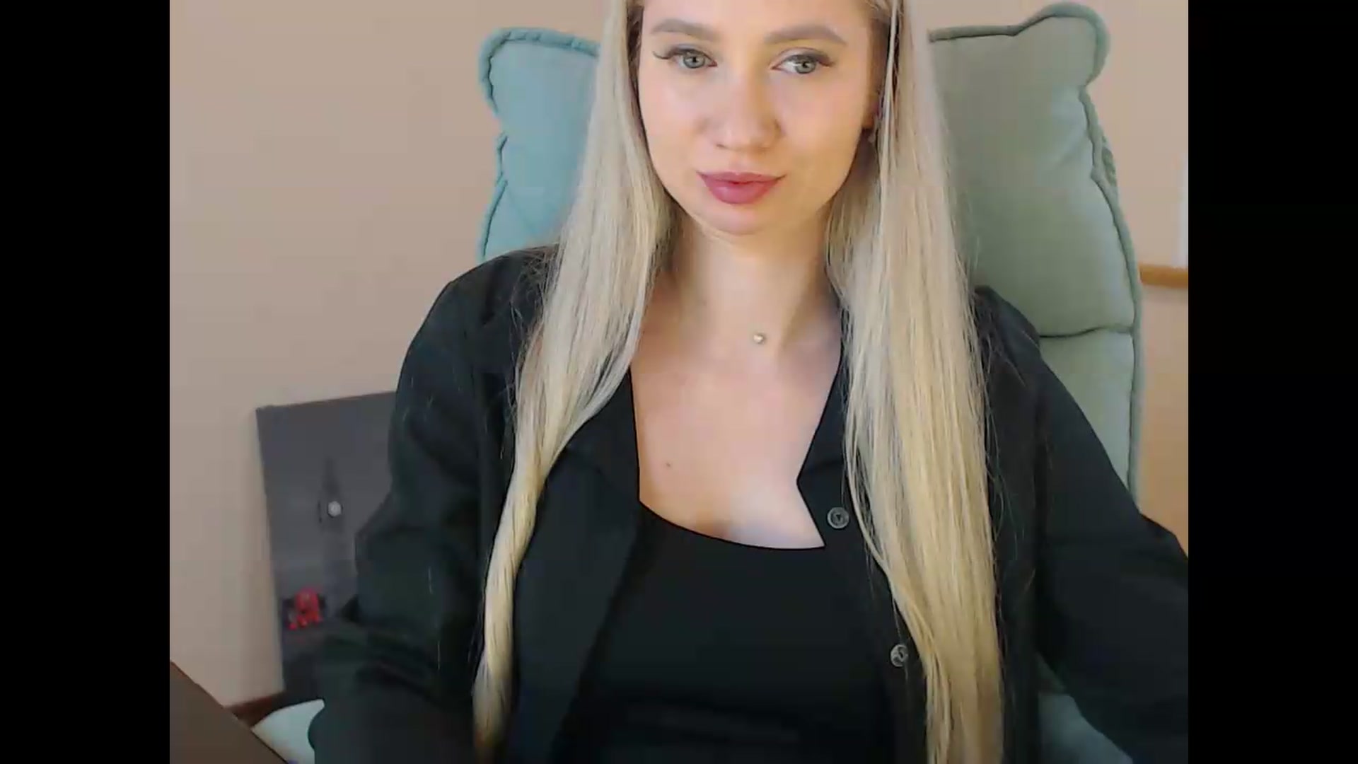 Gallery image thumbnail from Miss_Sylvia's myfreecams stream on, 05/21/2026, 18:16 image 16 of 20