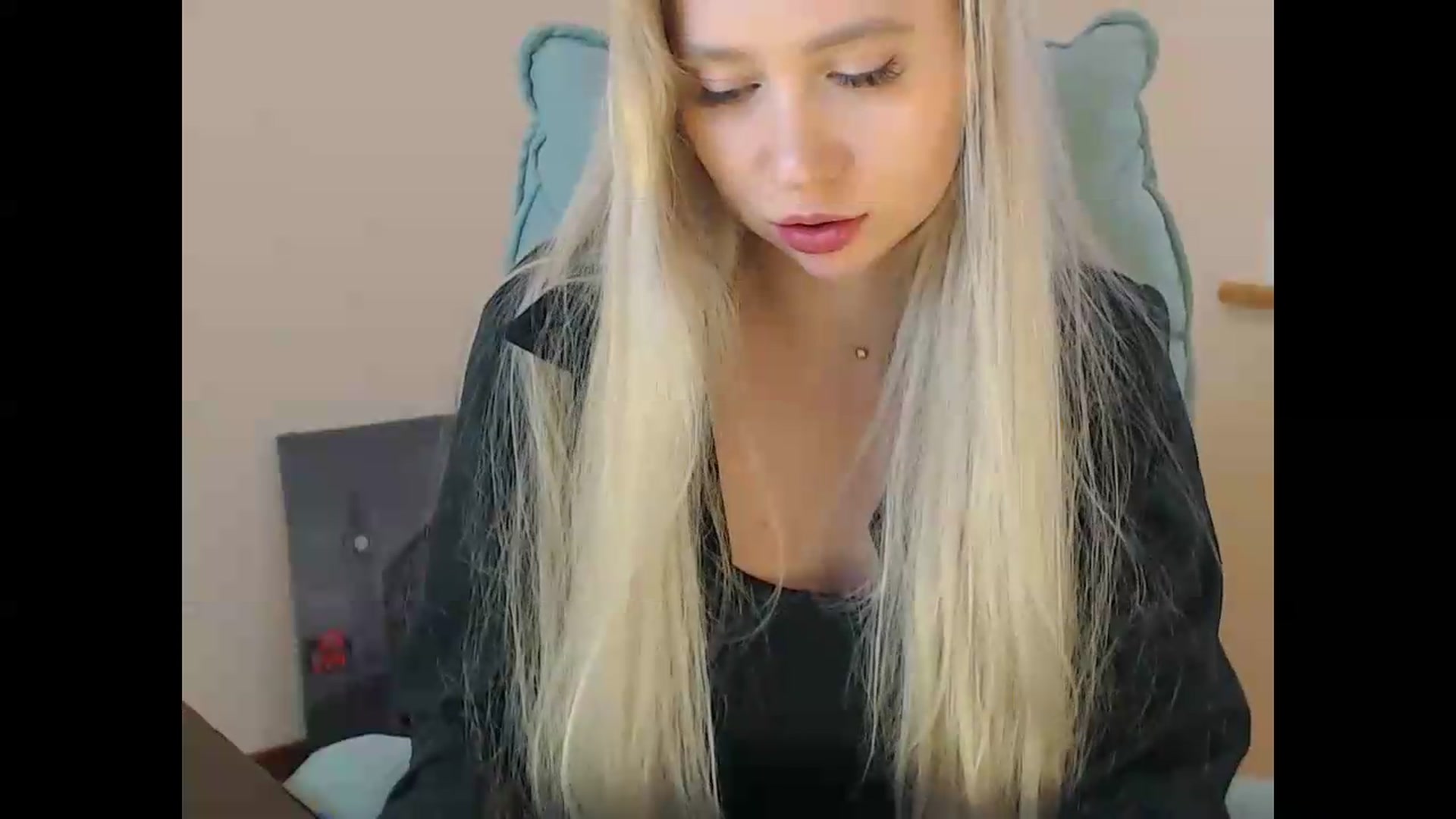 Gallery image thumbnail from Miss_Sylvia's myfreecams stream on, 05/21/2026, 20:45 image 15 of 20