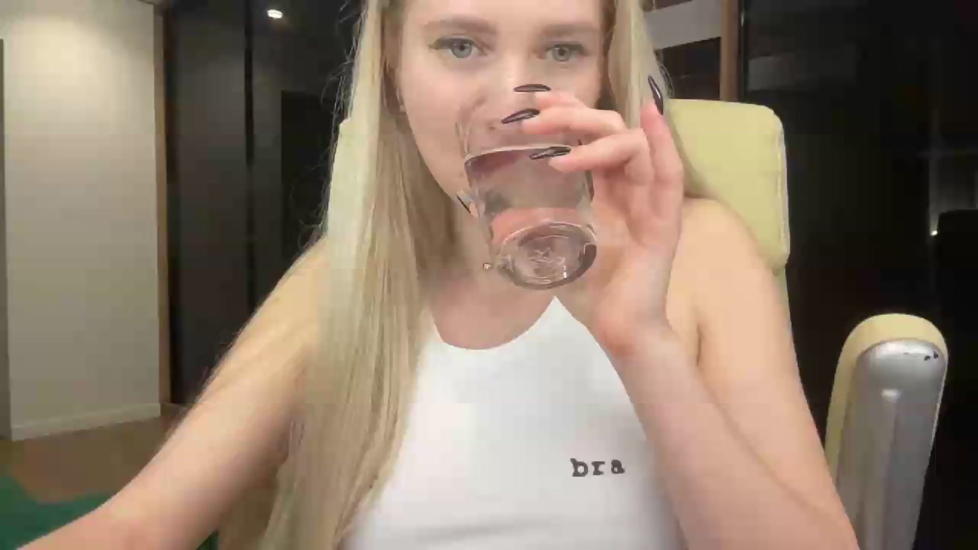 Gallery image thumbnail from Miss_Sylvia's myfreecams stream on, 05/22/2026, 19:51 image 13 of 20