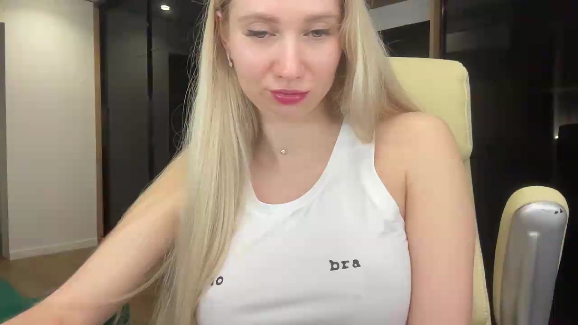 Gallery image thumbnail from Miss_Sylvia's myfreecams stream on, 05/22/2026, 19:51 image 11 of 20