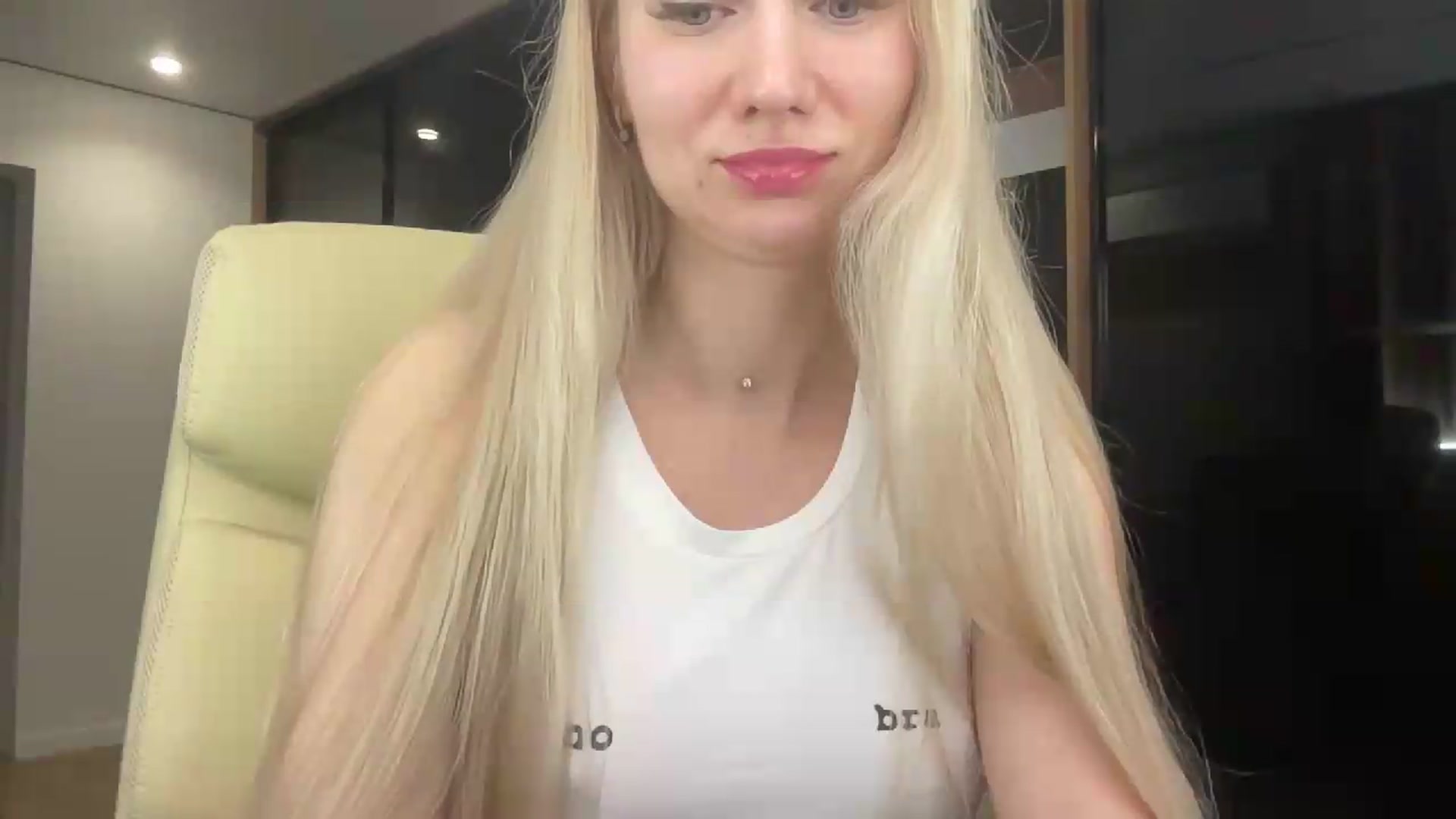 Gallery image thumbnail from Miss_Sylvia's myfreecams stream on, 05/22/2026, 19:51 image 9 of 20