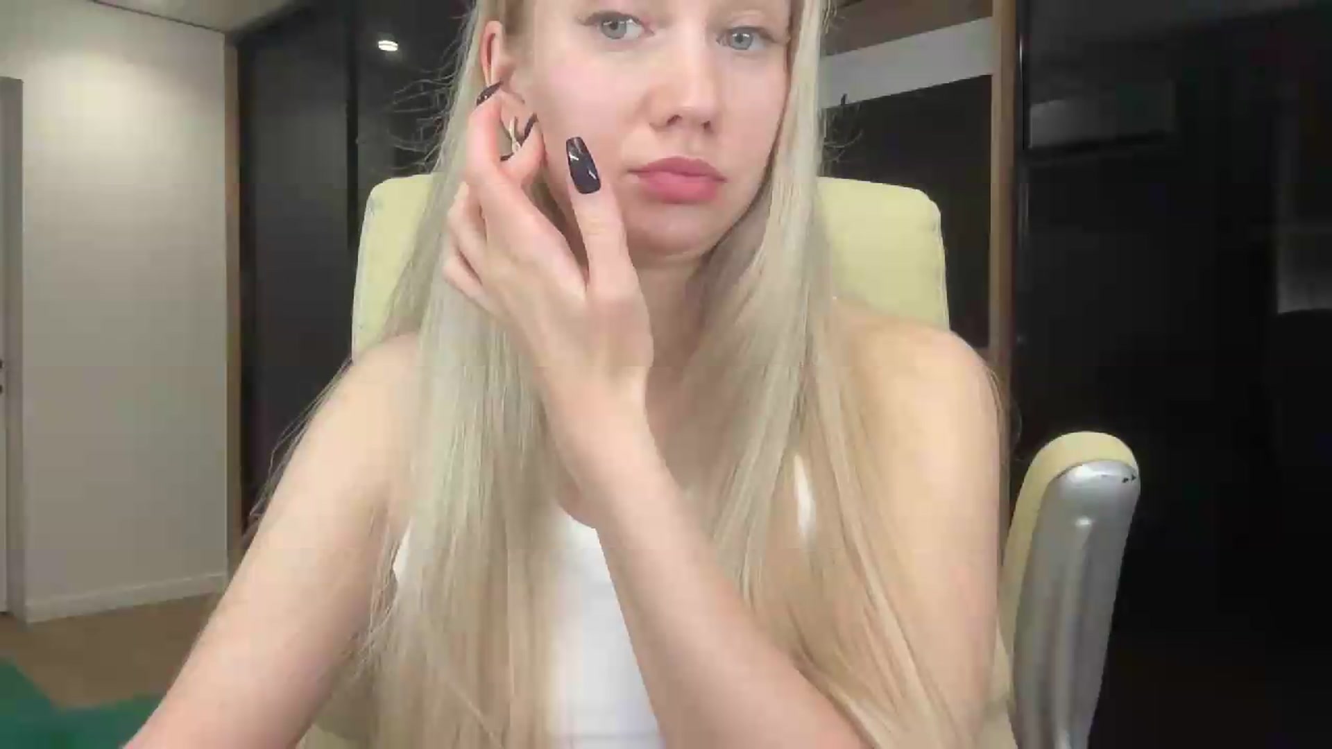 Gallery image thumbnail from Miss_Sylvia's myfreecams stream on, 05/22/2026, 19:51 image 6 of 20