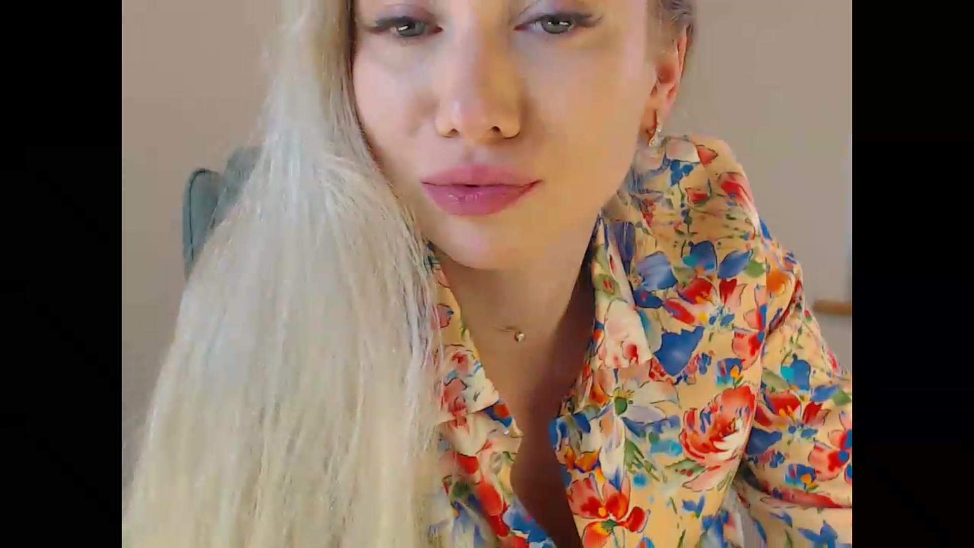 Gallery image thumbnail from Miss_Sylvia's myfreecams stream on, 05/23/2026, 12:56 image 17 of 20