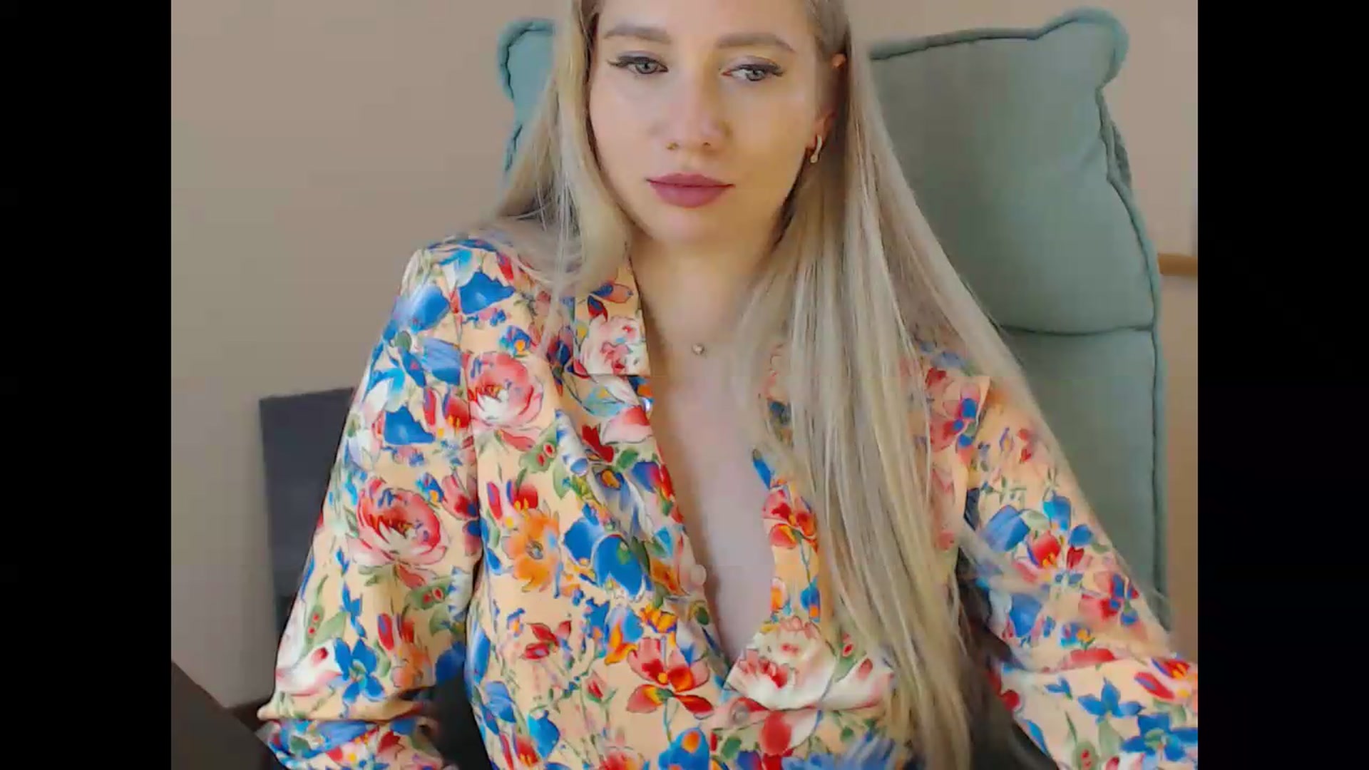 Gallery image thumbnail from Miss_Sylvia's myfreecams stream on, 05/23/2026, 16:19 image 16 of 20