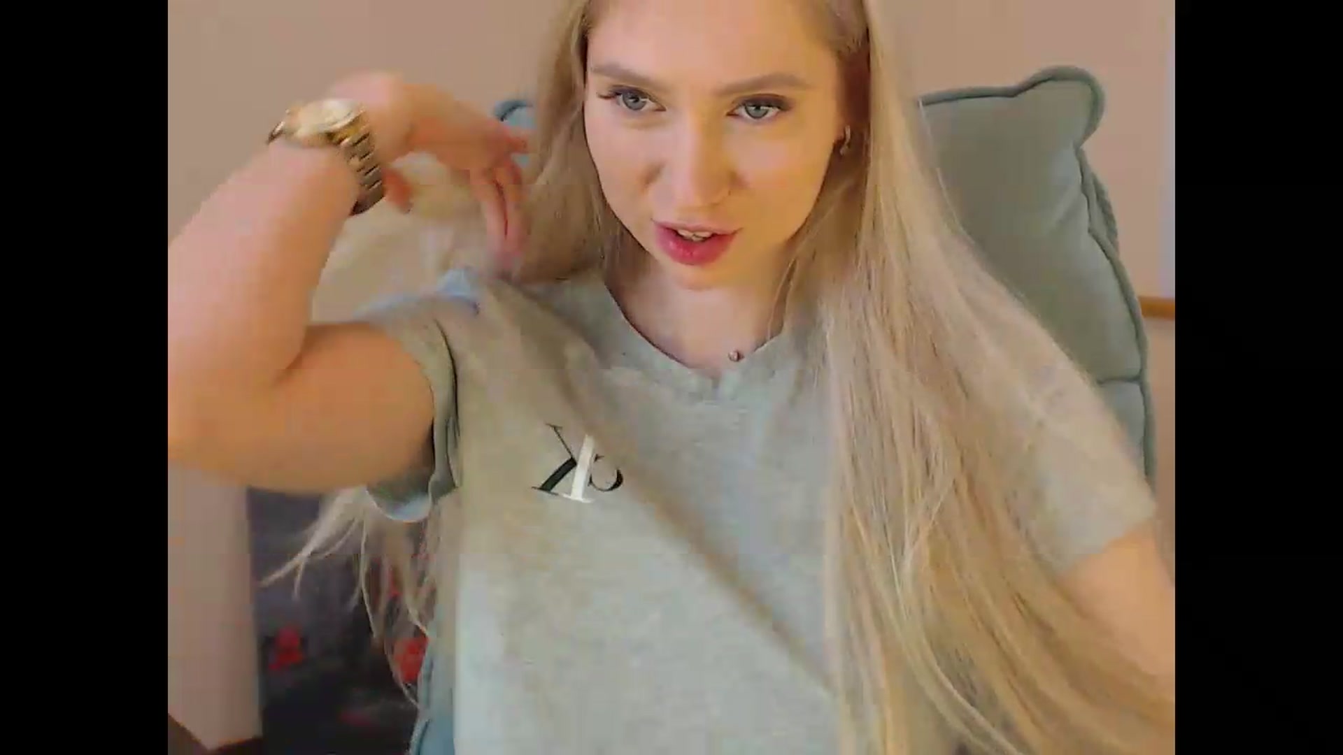 Gallery image thumbnail from Miss_Sylvia's myfreecams stream on, 05/25/2026, 15:14 image 4 of 20