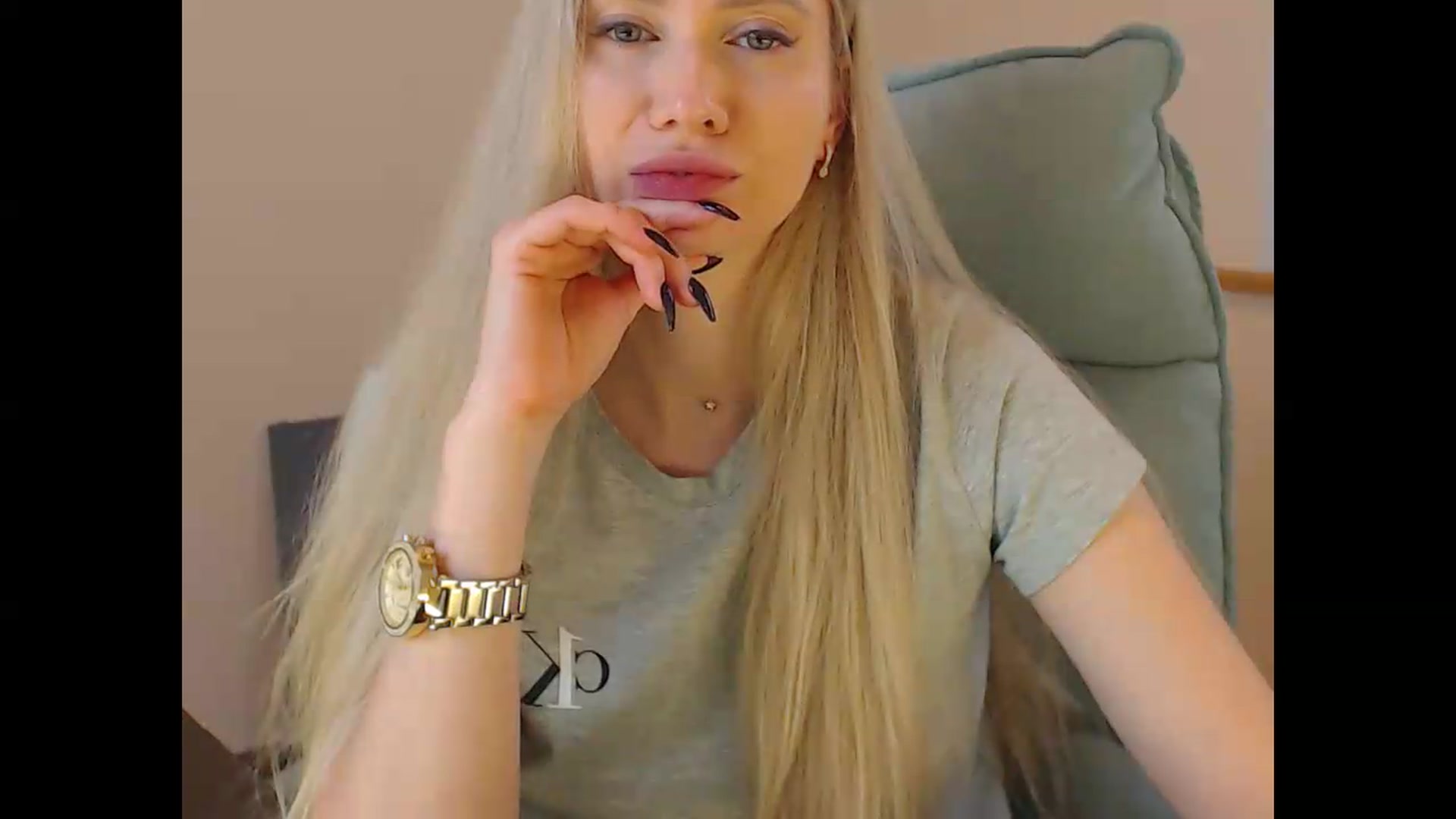 Gallery image thumbnail from Miss_Sylvia's myfreecams stream on, 05/25/2026, 15:14 image 15 of 20