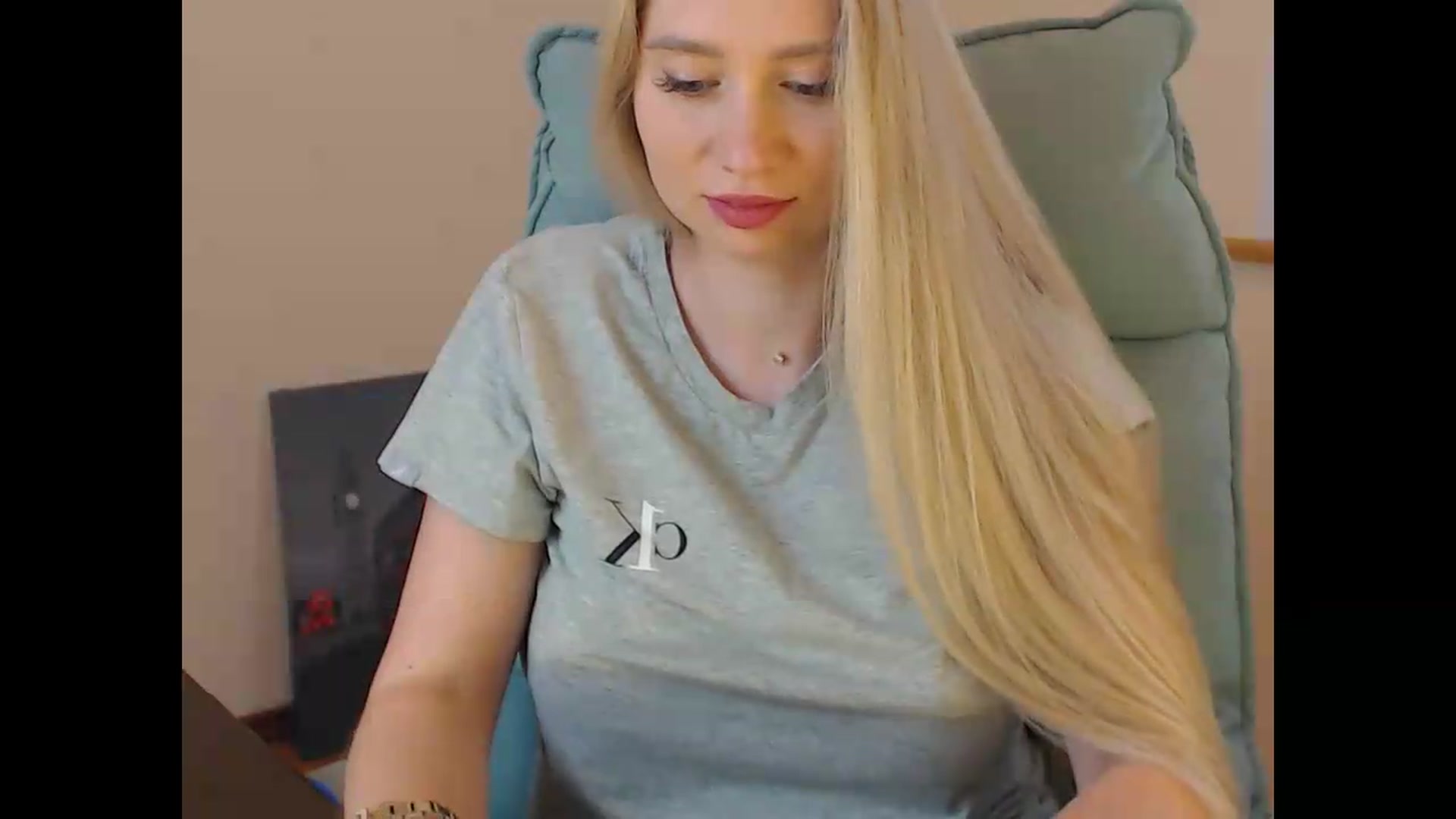 Gallery image thumbnail from Miss_Sylvia's myfreecams stream on, 05/25/2026, 16:09 image 2 of 20