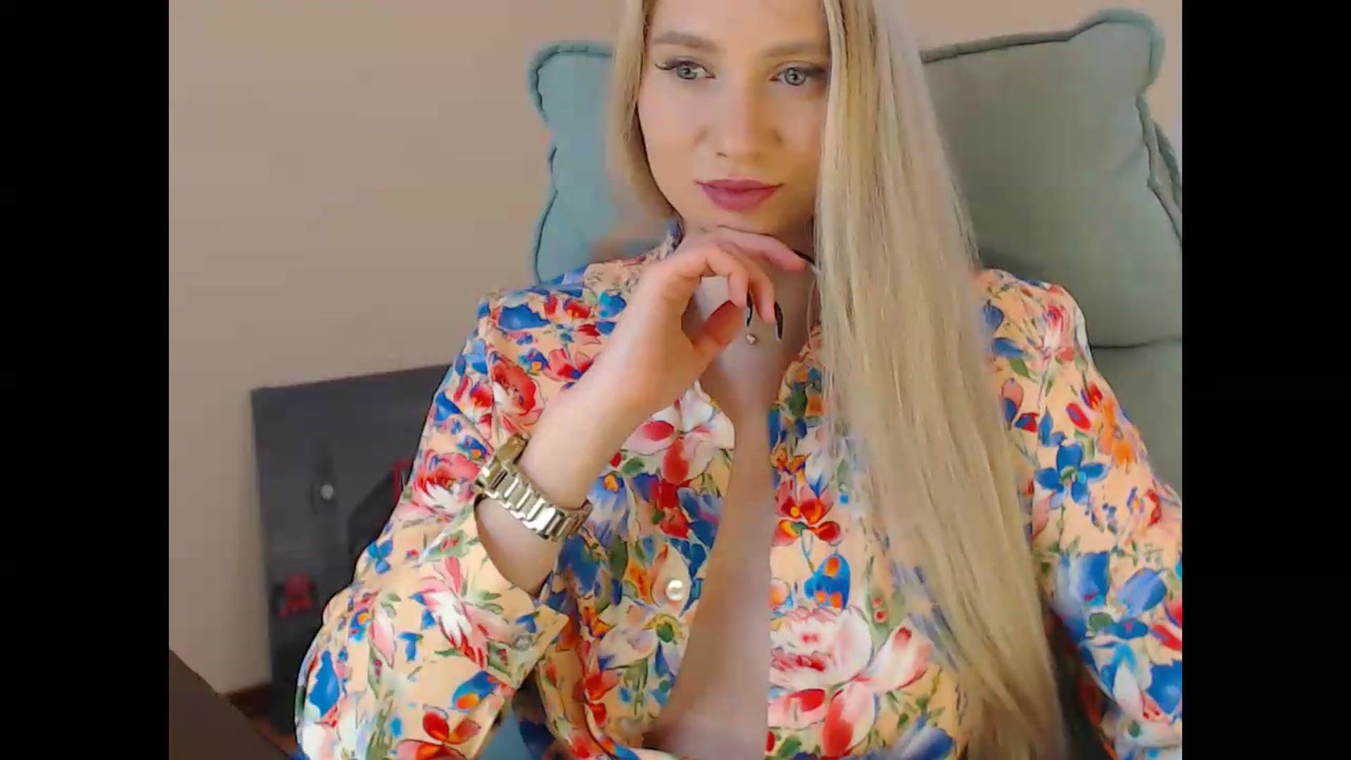 Gallery image thumbnail from Miss_Sylvia's myfreecams stream on, 05/26/2026, 18:17 image 5 of 20