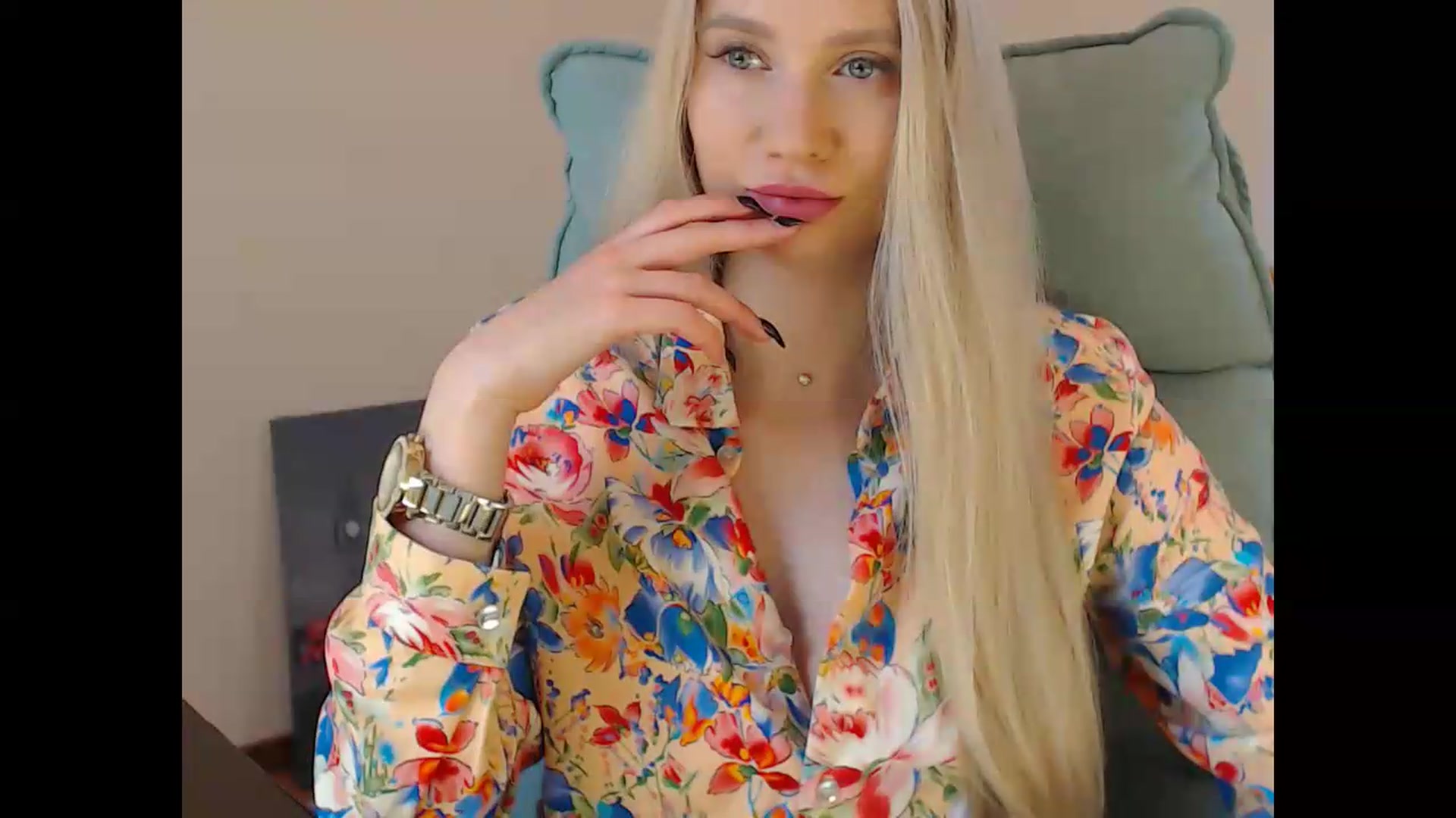 Gallery image thumbnail from Miss_Sylvia's myfreecams stream on, 05/26/2026, 18:17 image 2 of 20