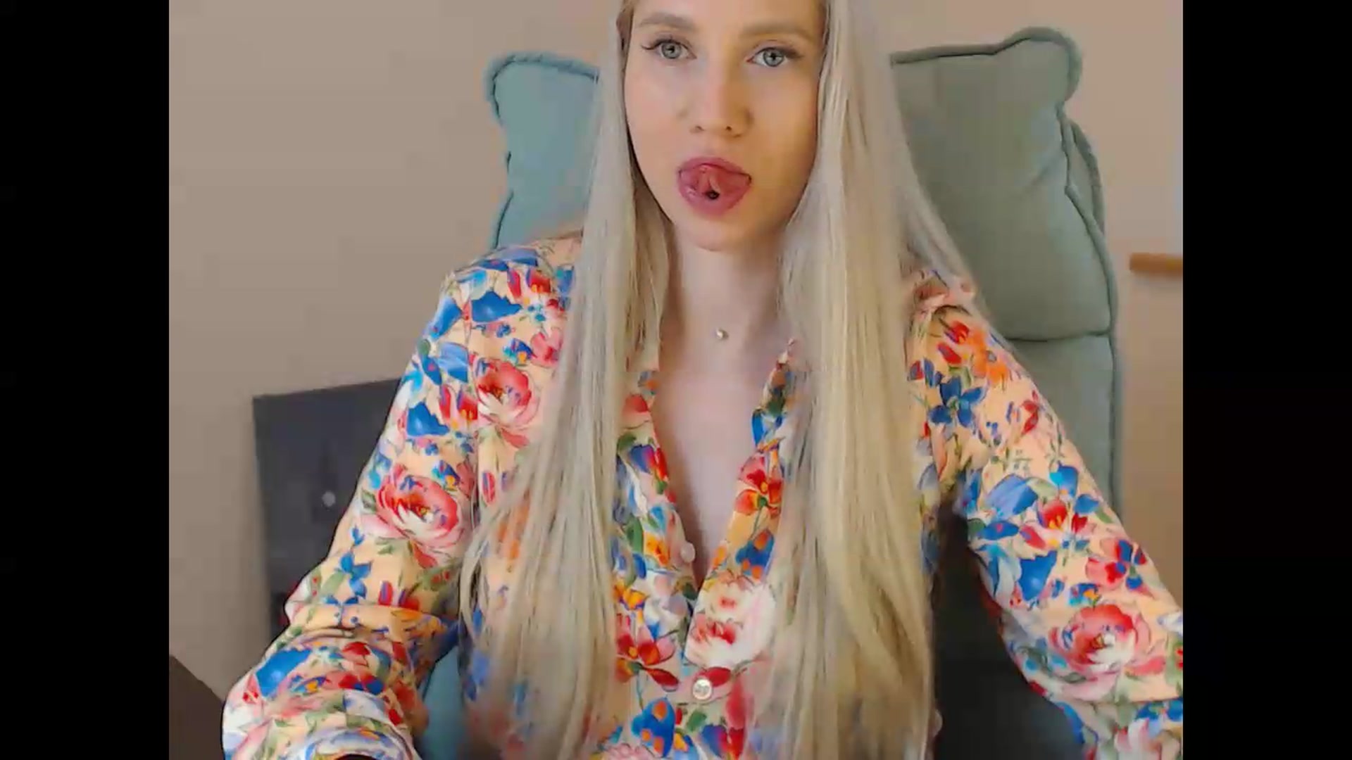 Gallery image thumbnail from Miss_Sylvia's myfreecams stream on, 05/26/2026, 19:06 image 13 of 20