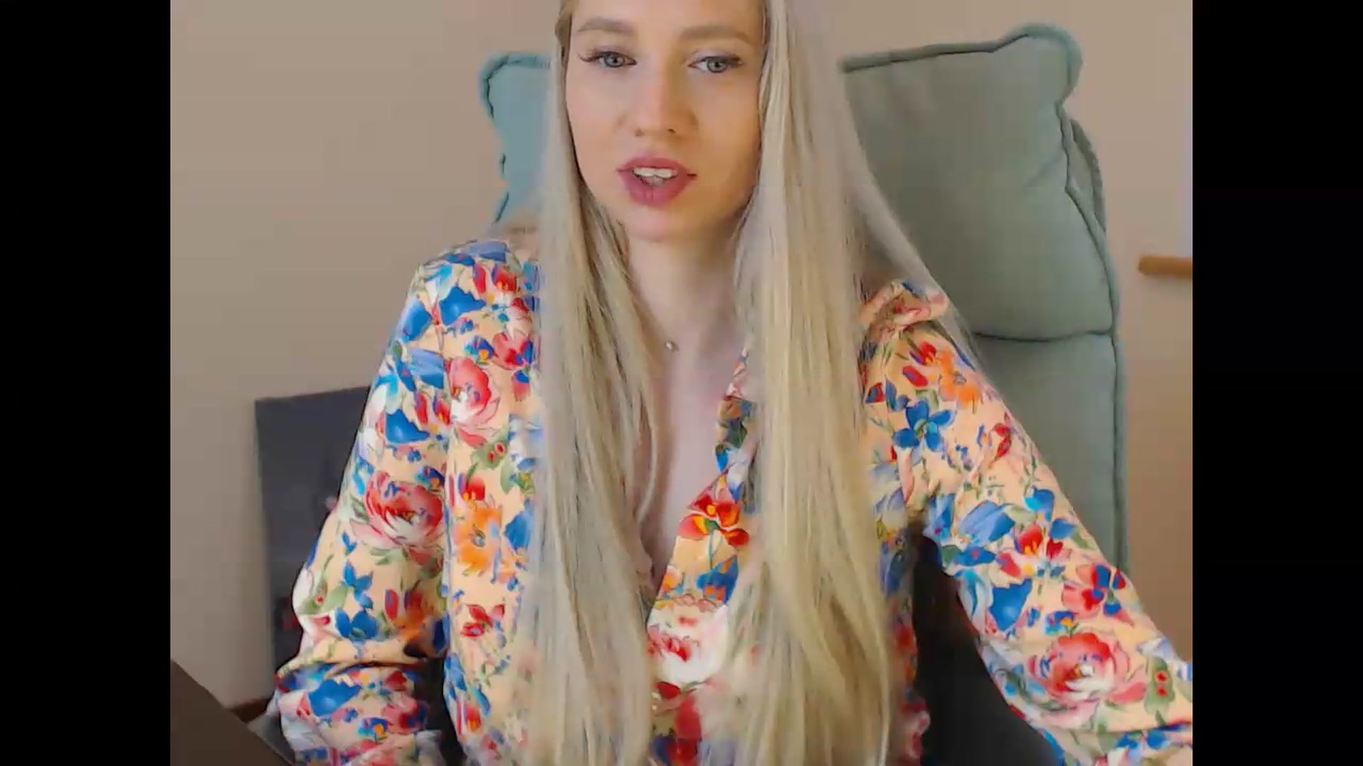 Gallery image thumbnail from Miss_Sylvia's myfreecams stream on, 05/26/2026, 19:06 image 15 of 20