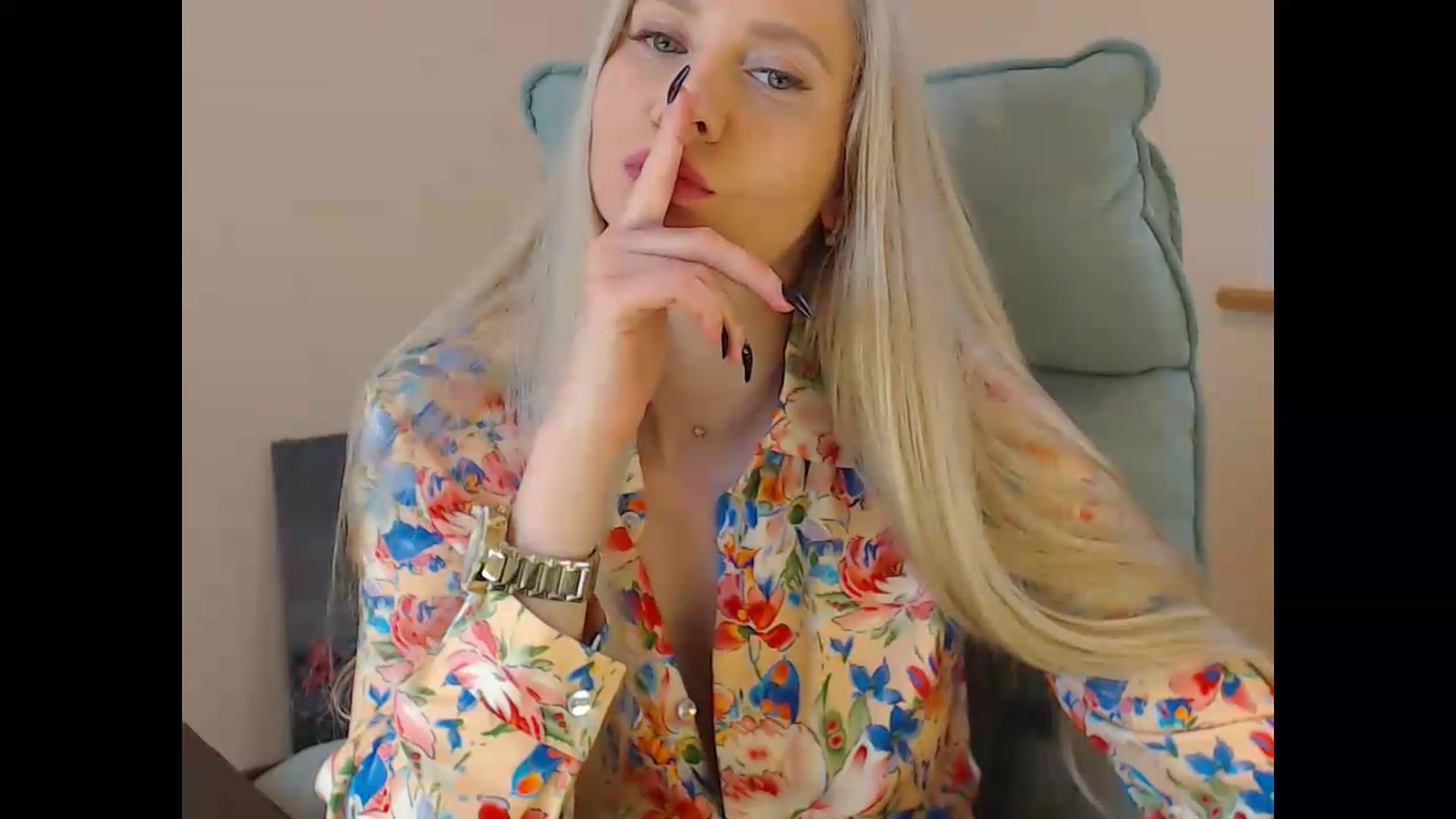 Gallery image thumbnail from Miss_Sylvia's myfreecams stream on, 05/26/2026, 19:06 image 5 of 20