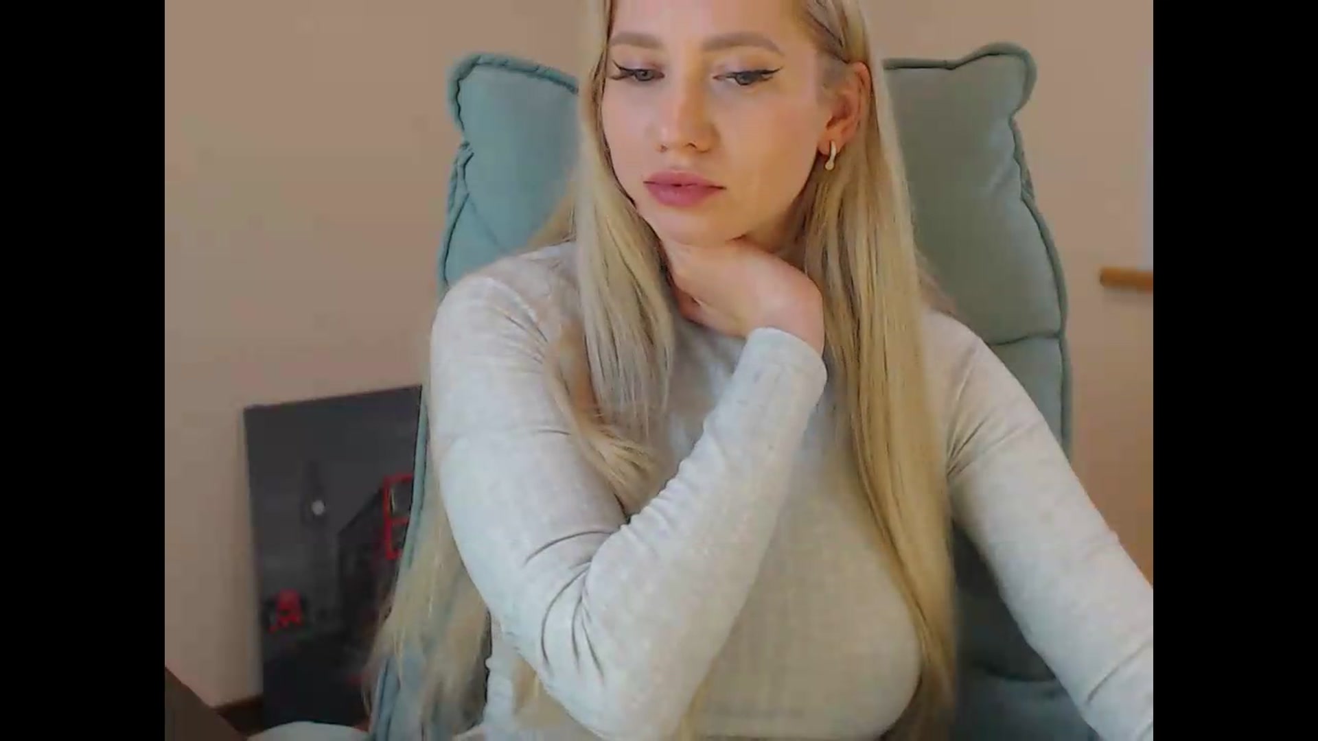 Gallery image thumbnail from Miss_Sylvia's myfreecams stream on, 05/28/2026, 19:09 image 2 of 20