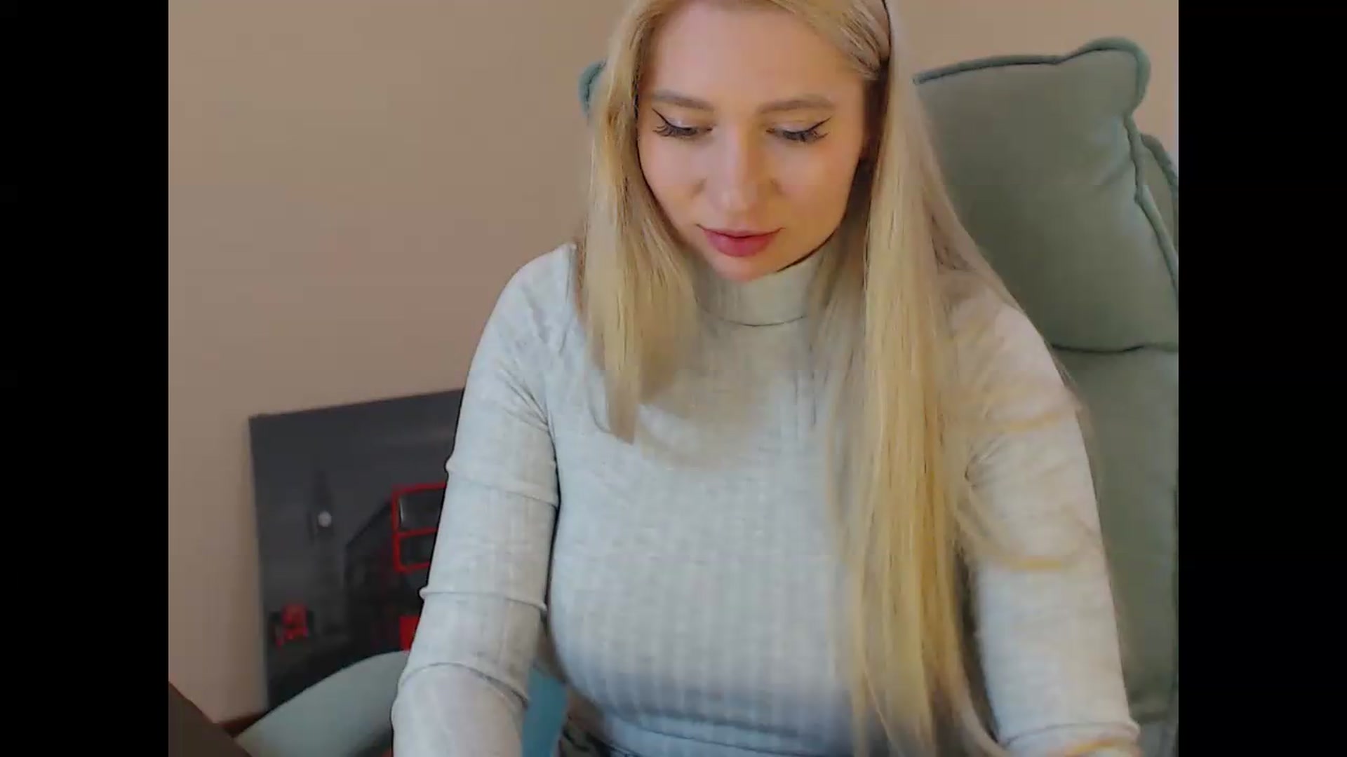 Gallery image thumbnail from Miss_Sylvia's myfreecams stream on, 05/28/2026, 19:09 image 15 of 20