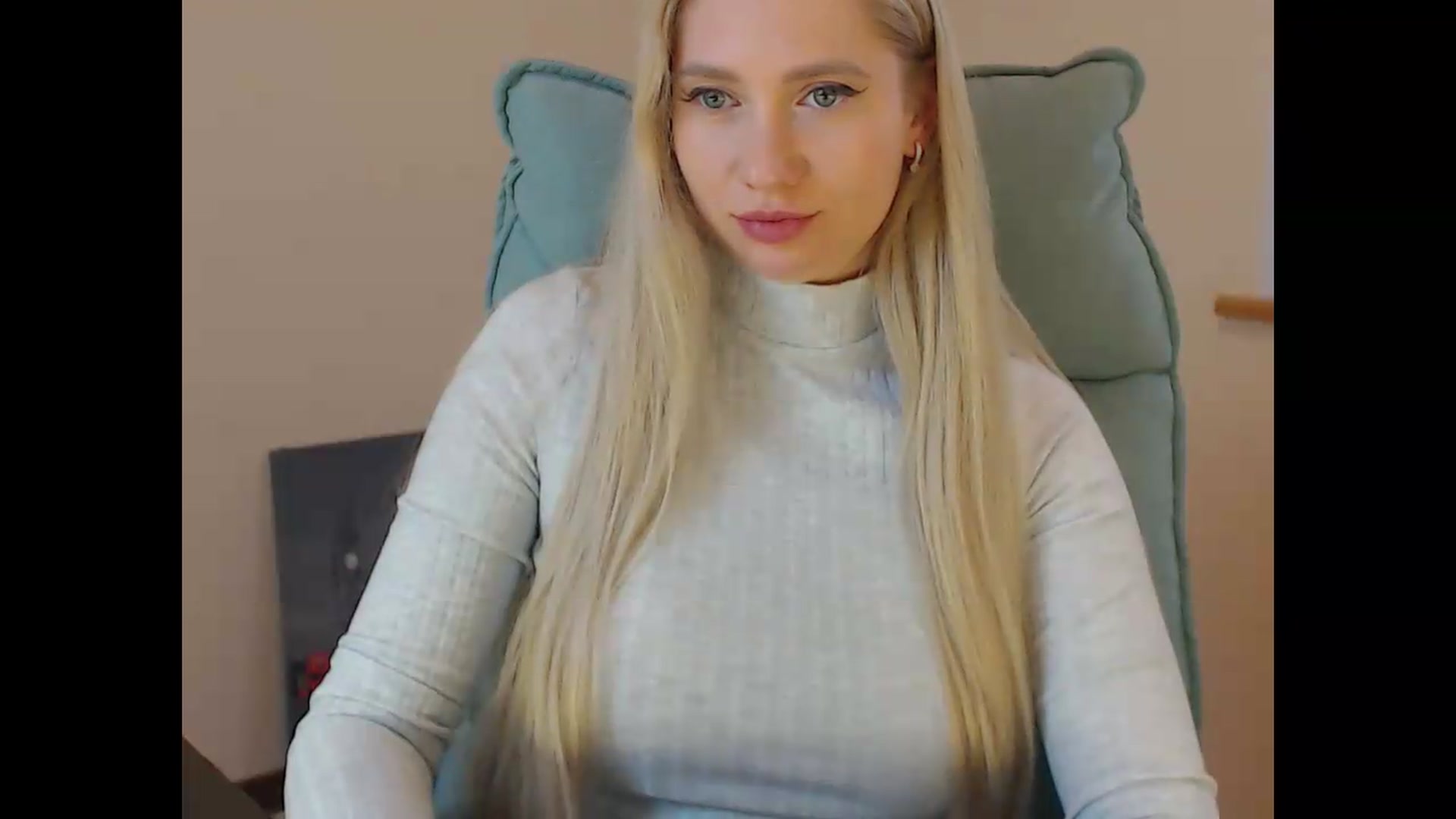 Gallery image thumbnail from Miss_Sylvia's myfreecams stream on, 05/28/2026, 19:09 image 3 of 20