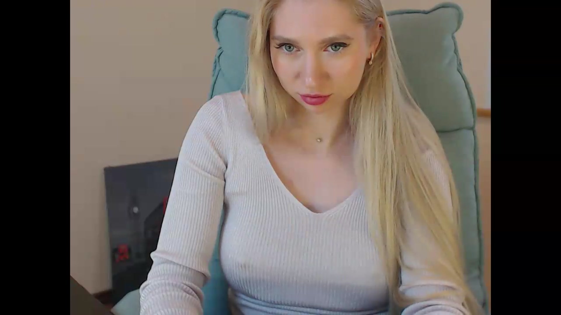 Gallery image thumbnail from Miss_Sylvia's myfreecams stream on, 05/29/2026, 19:23 image 6 of 20