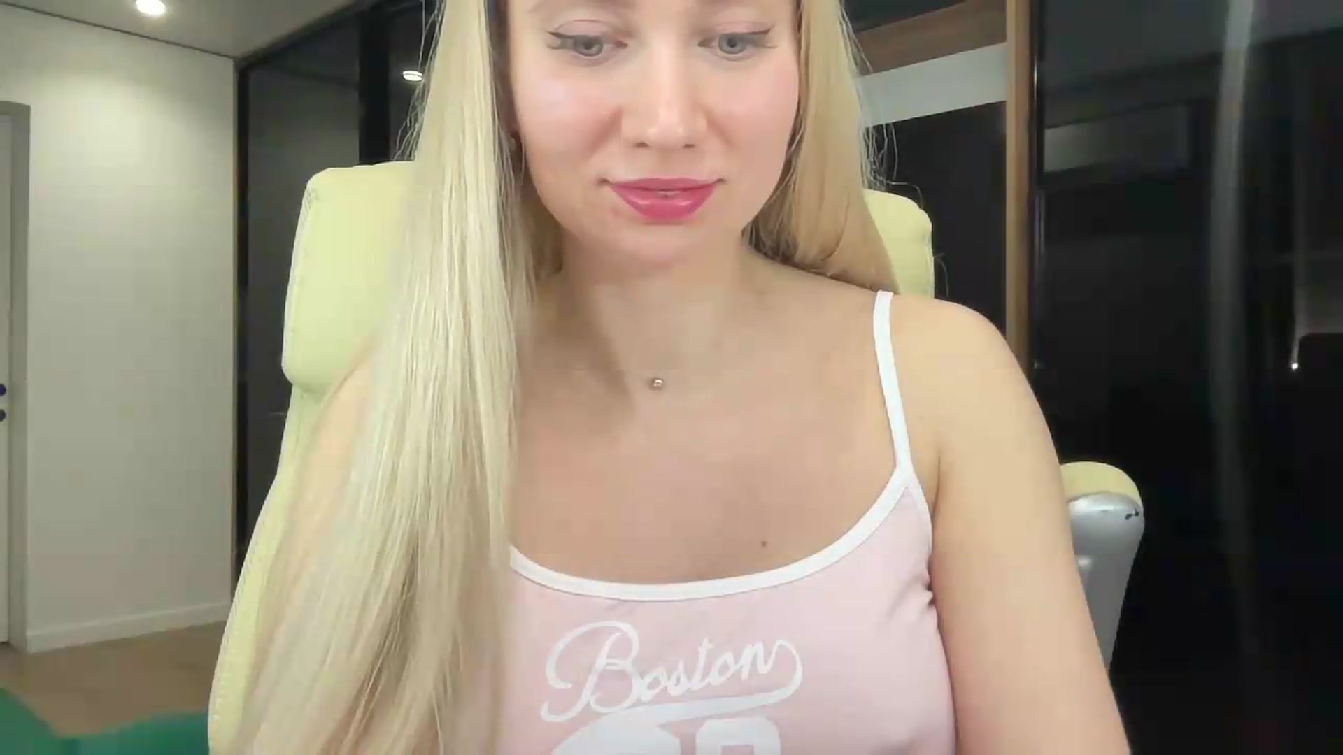 Gallery image thumbnail from Miss_Sylvia's myfreecams stream on, 06/03/2026, 20:01 image 13 of 20