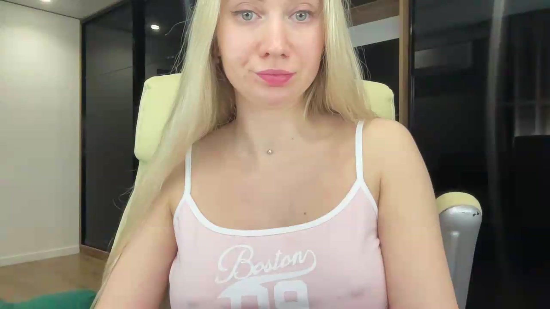 Gallery image thumbnail from Miss_Sylvia's myfreecams stream on, 06/03/2026, 21:37 image 3 of 20