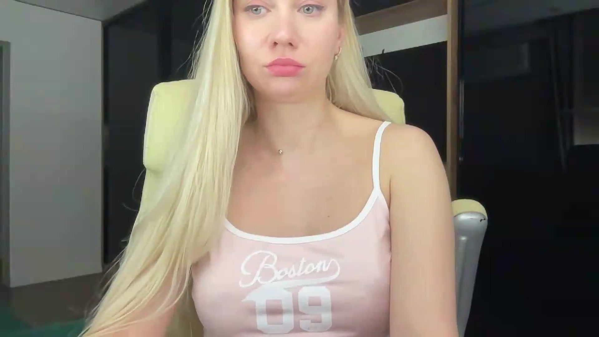 Gallery image thumbnail from Miss_Sylvia's myfreecams stream on, 06/05/2026, 20:57 image 18 of 20