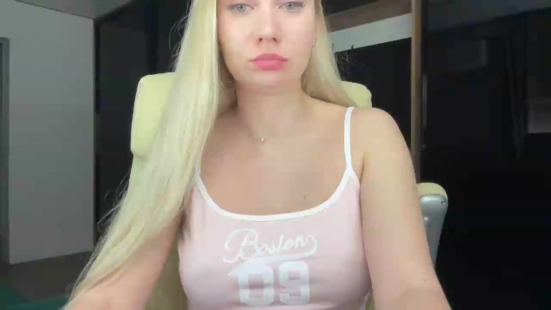 Gallery image thumbnail from Miss_Sylvia's myfreecams stream on, 06/05/2026, 20:57 image 16 of 20