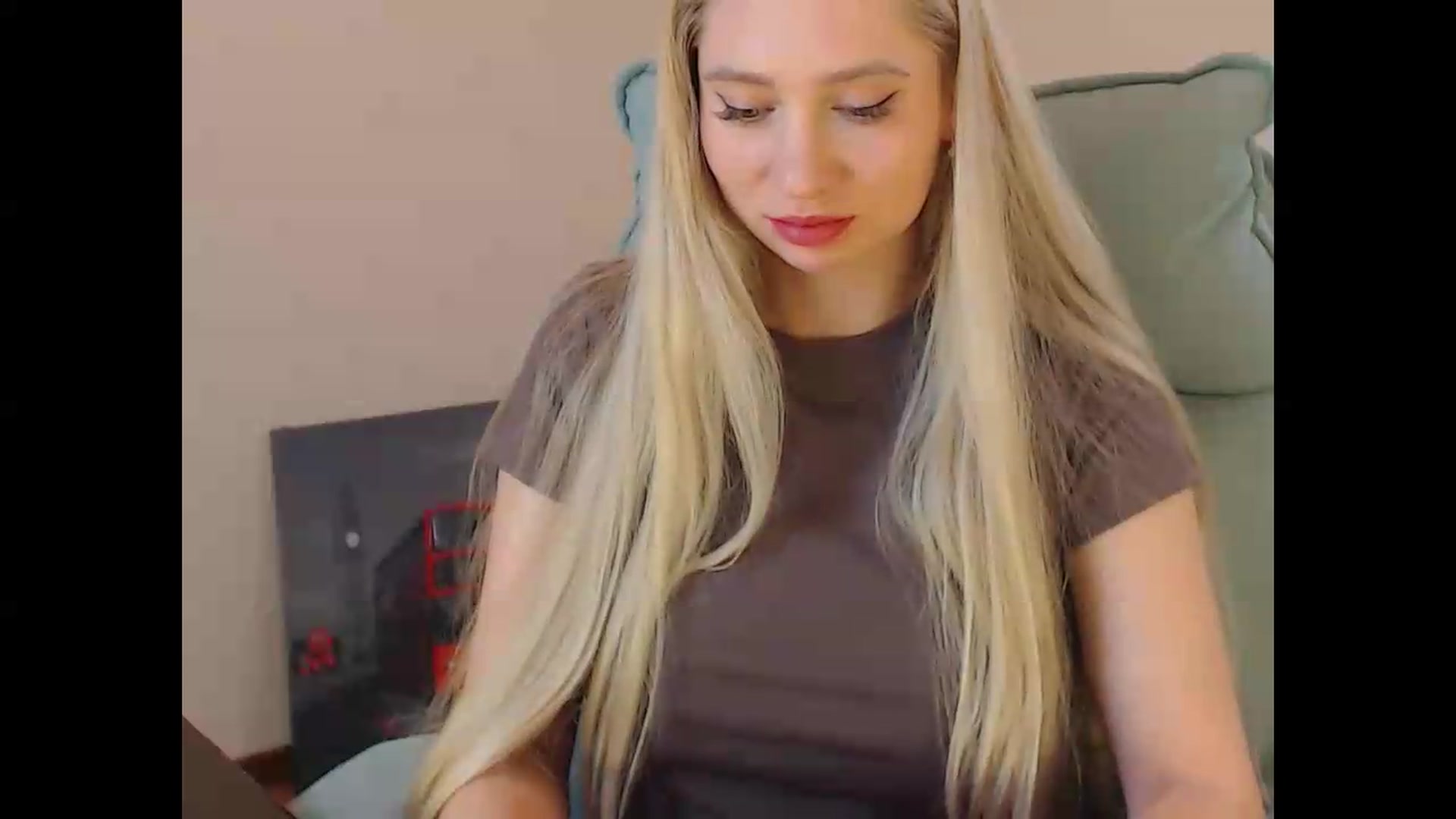 Gallery image thumbnail from Miss_Sylvia's myfreecams stream on, 06/06/2026, 20:40 image 17 of 20