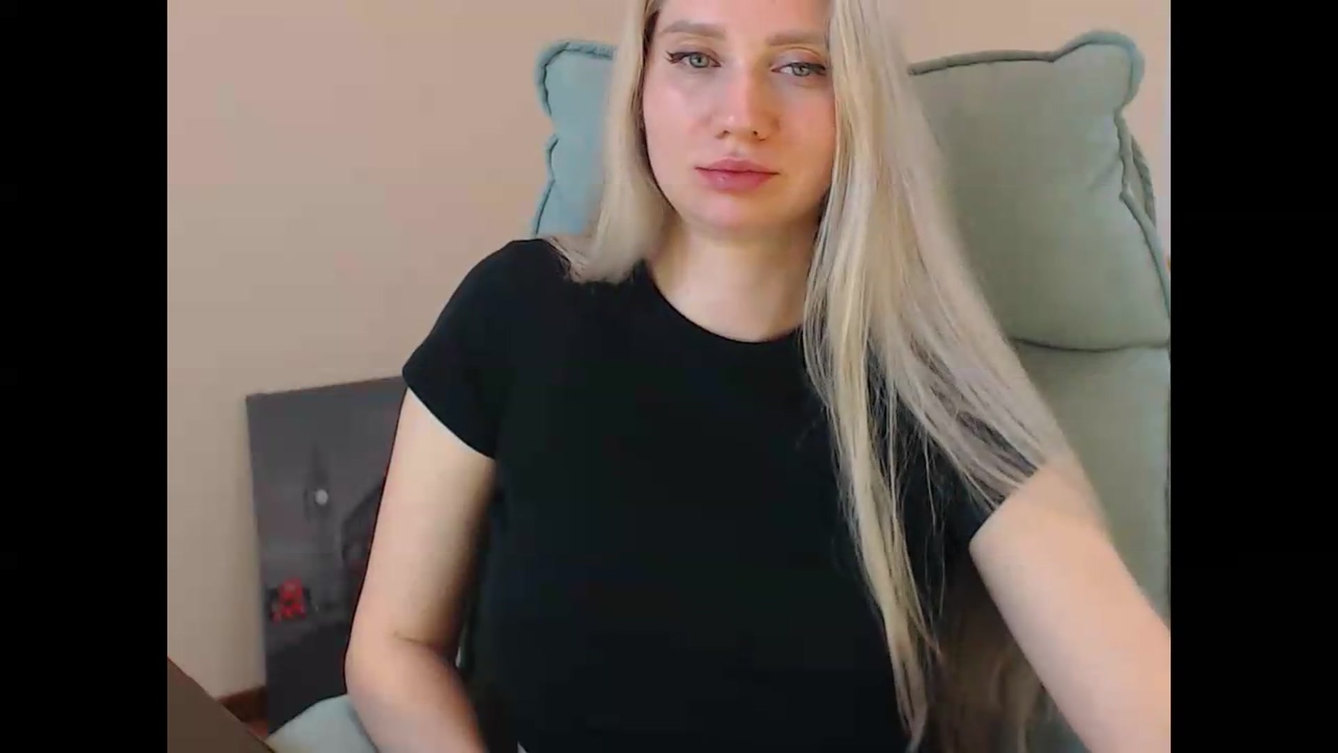 Gallery image thumbnail from Miss_Sylvia's myfreecams stream on, 06/08/2026, 17:51 image 14 of 20