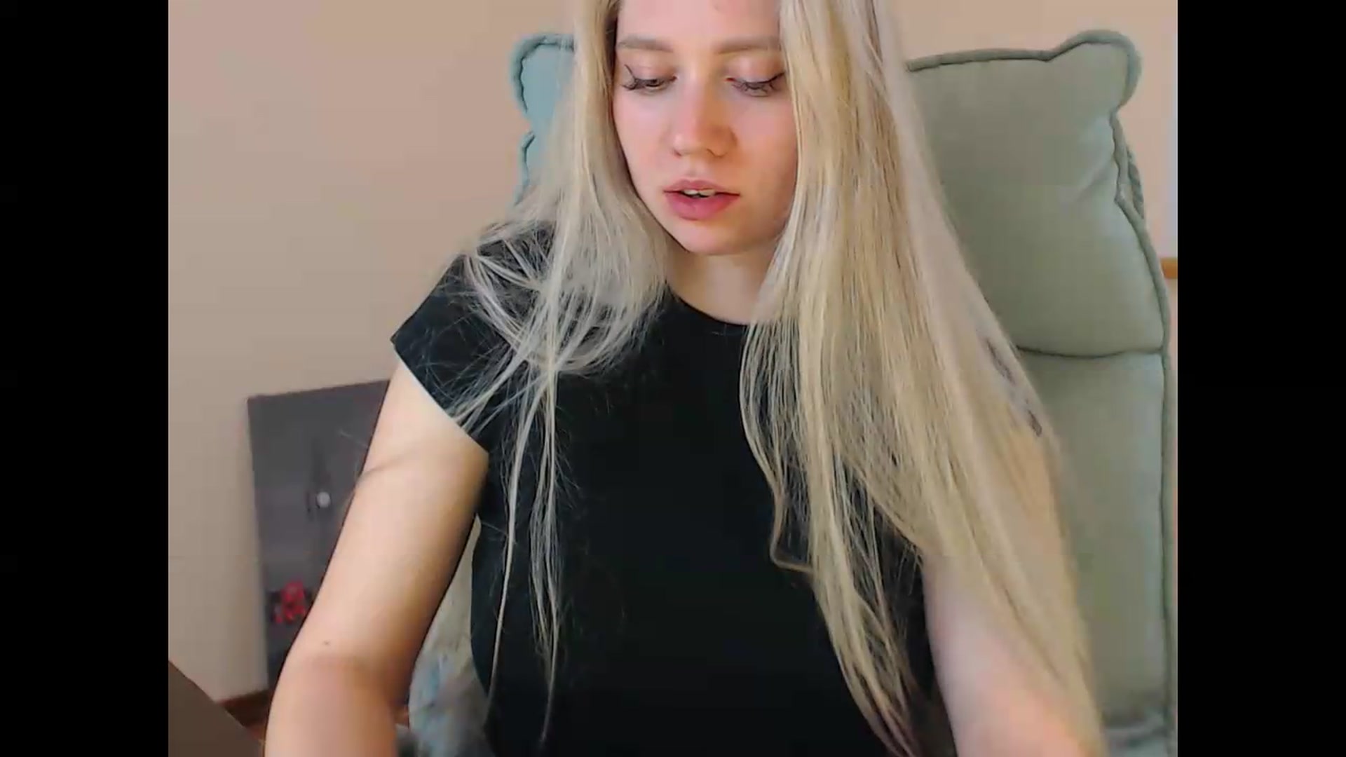 Gallery image thumbnail from Miss_Sylvia's myfreecams stream on, 06/08/2026, 17:51 image 3 of 20